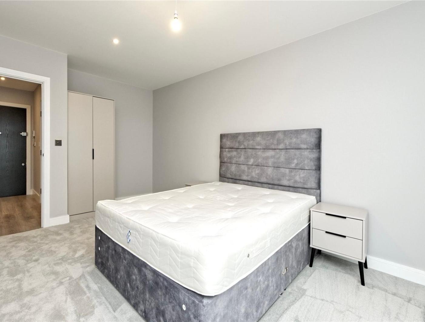Female Only Ensuite Privat bolig