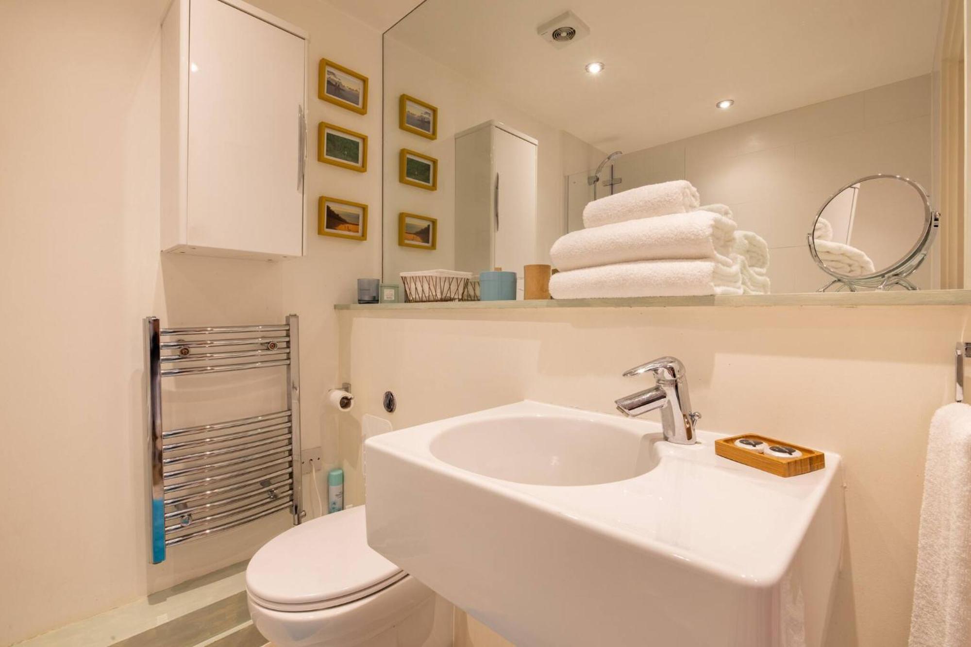 Appartement Wild Roses Serviced - Airport *