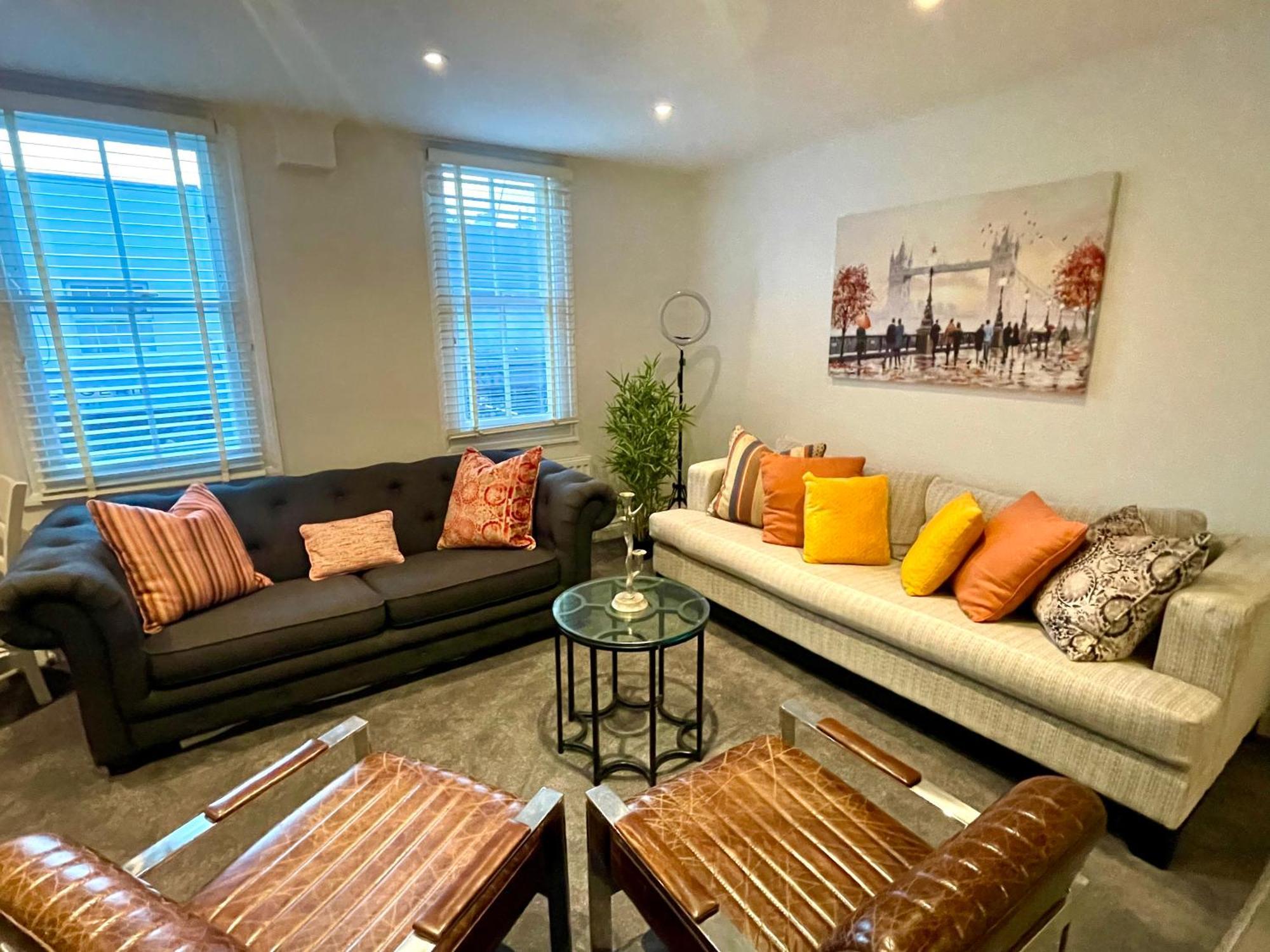 Private 1 Bed Flat In Chelsea Leilighet London