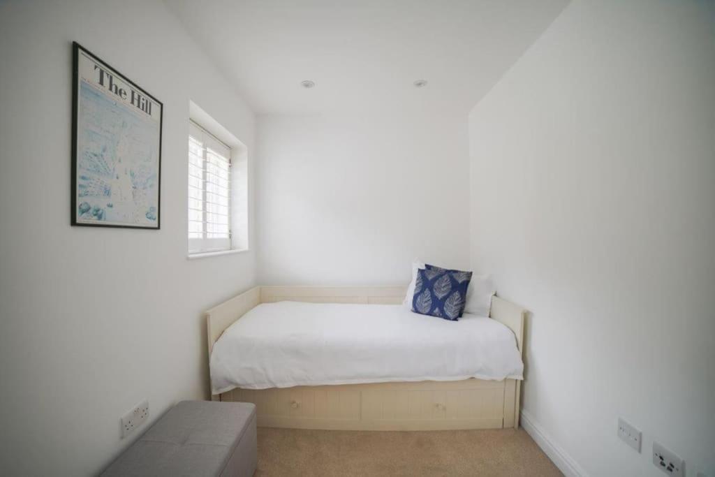 The Prestigious With Modern Elegance Leilighet London