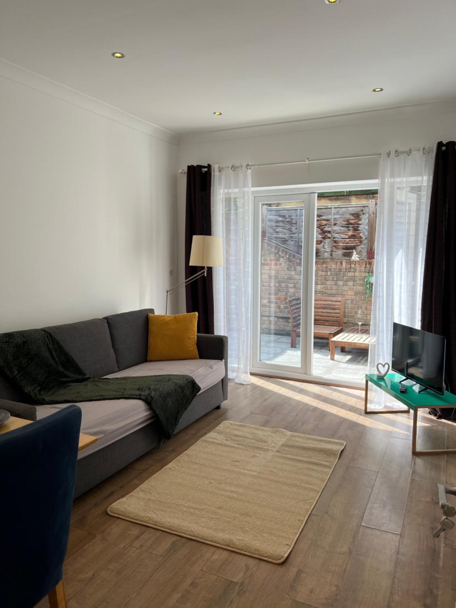 Lovely Garden Flat Near Emirates Stadium And Kings Cross St Pancras Station Apartment
