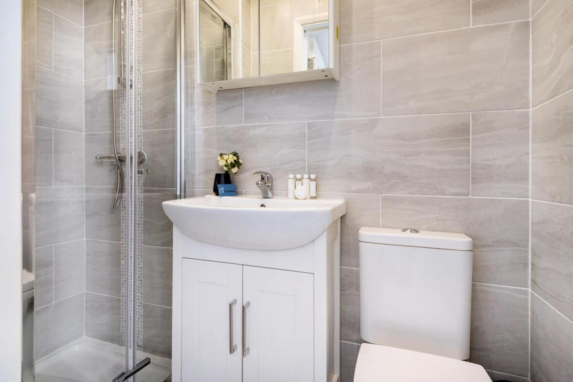 The Armadale Road Iii Apartment