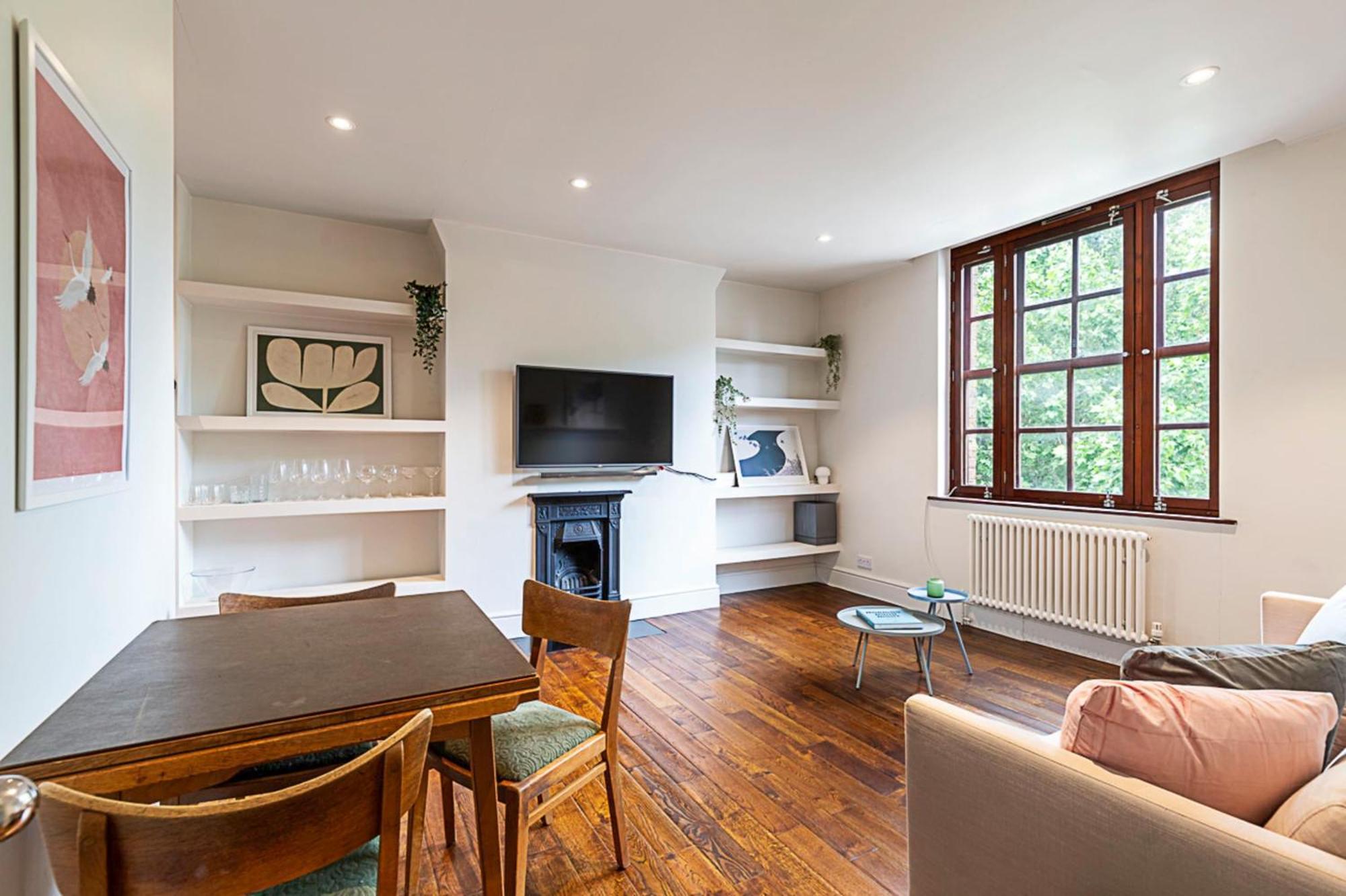 Apartment Stylish Riverside Retreat In *