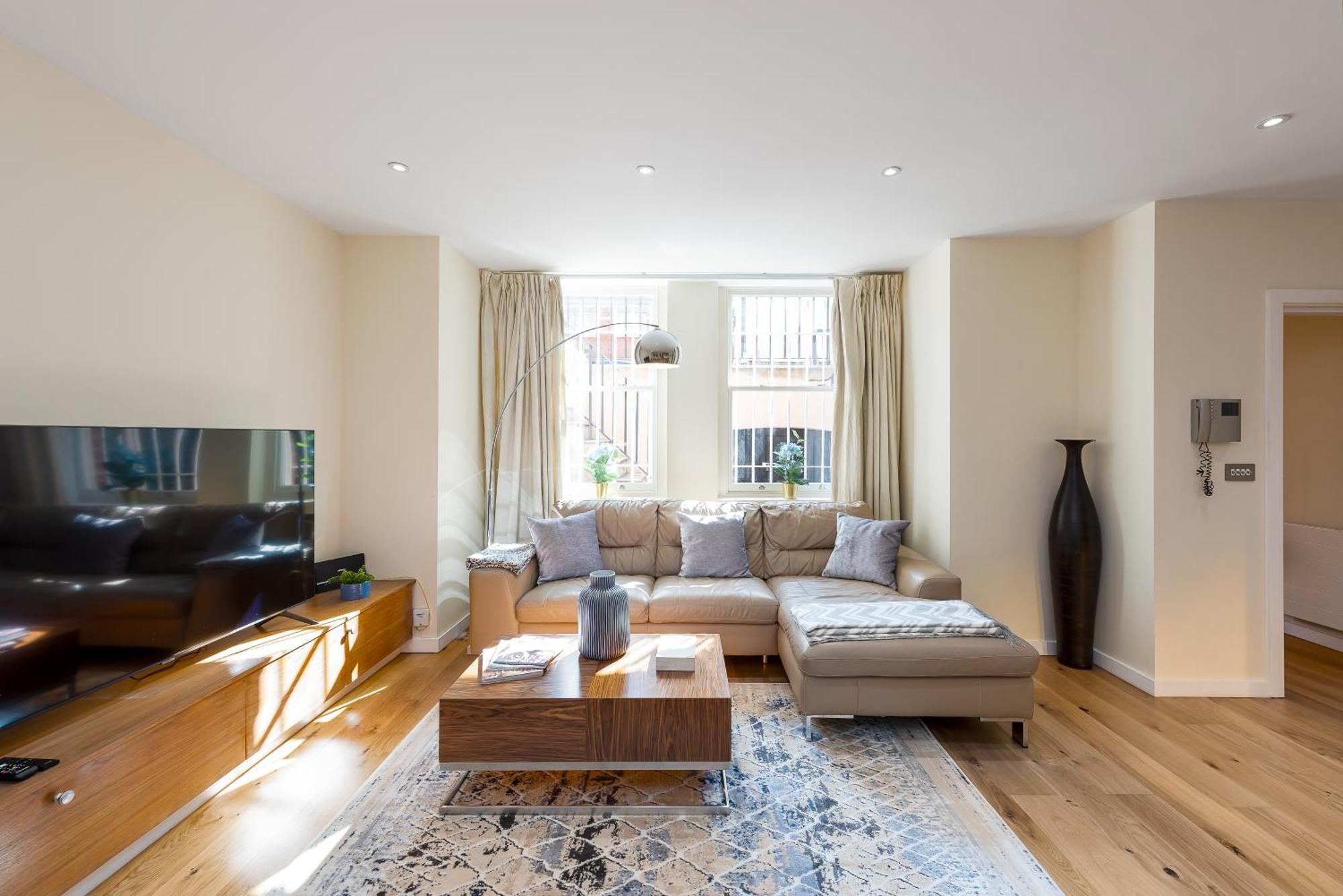 Moments From Hyde Park & Notting Hill With Free Luggage Storage And Washing Machine Lejlighed *