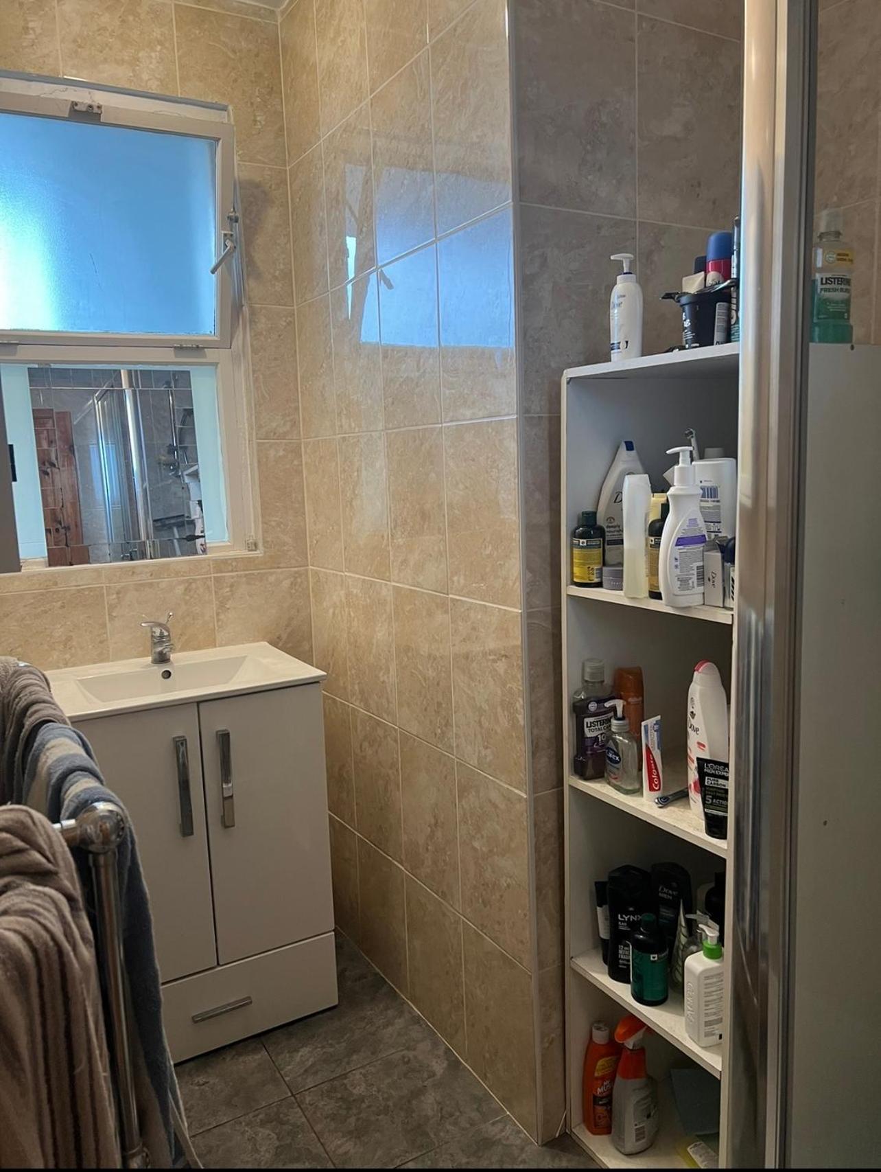 Central Zone 1 Cosy All Inclusive Guest house London