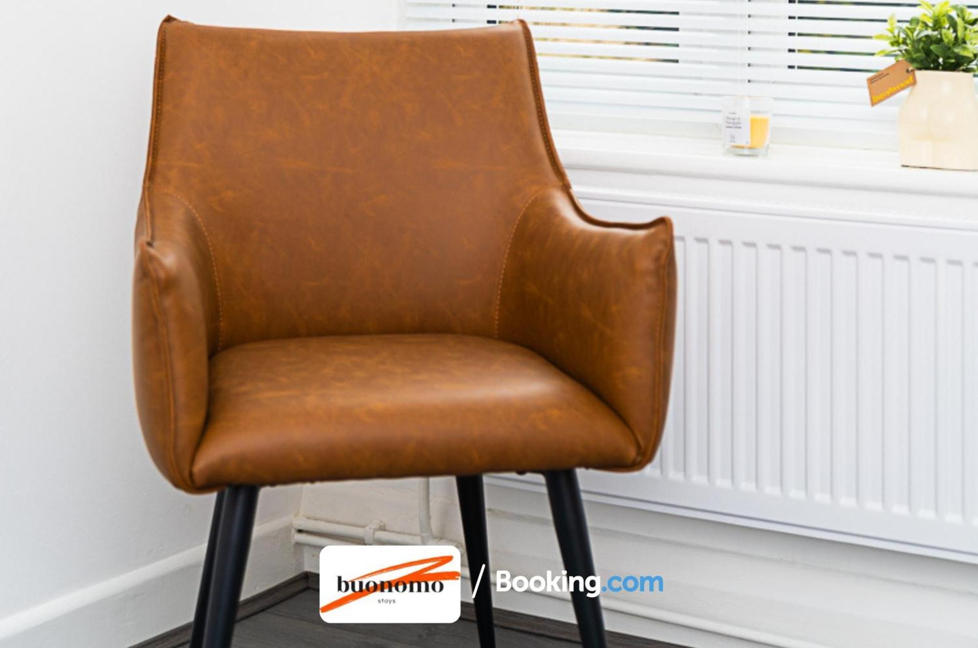 Three Bedroom At Buonomo Short Lets & Serviced With Netflix & Games Appartement