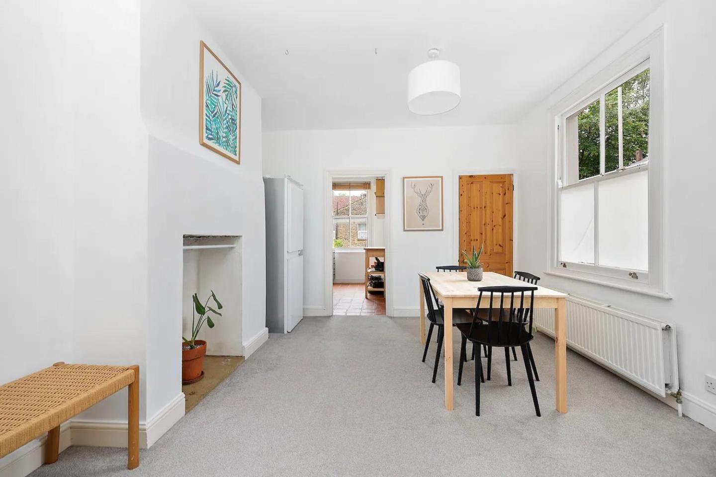 Appartement Pass The Keys Centrally Located Stylish Flat Londen