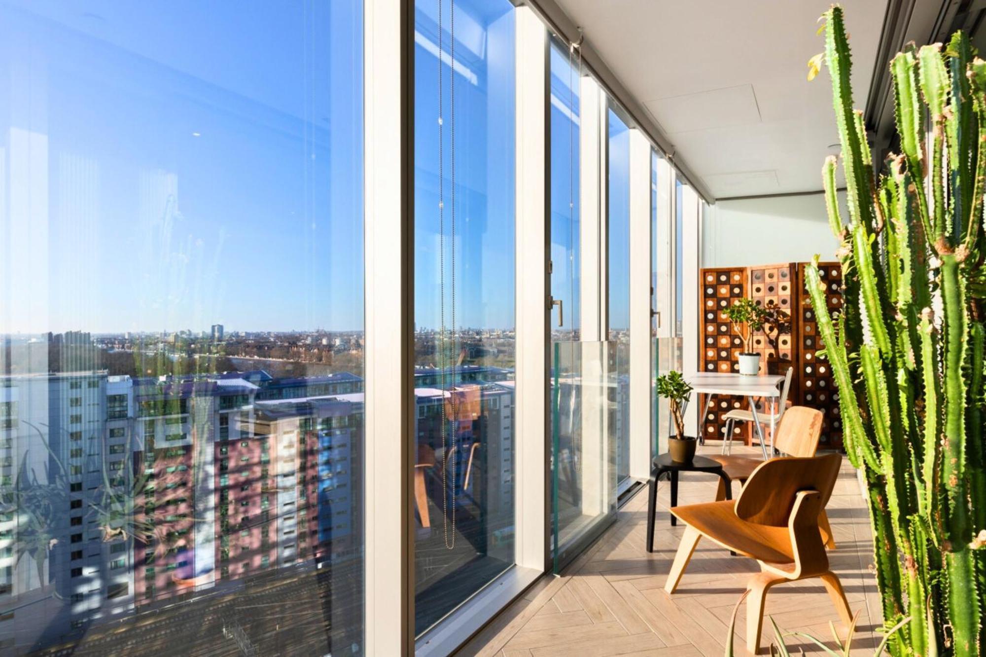 Battersea Power Station - Winter Garden Balcony & 1gb Wifi - Luxurylondonstays Appartement Londen