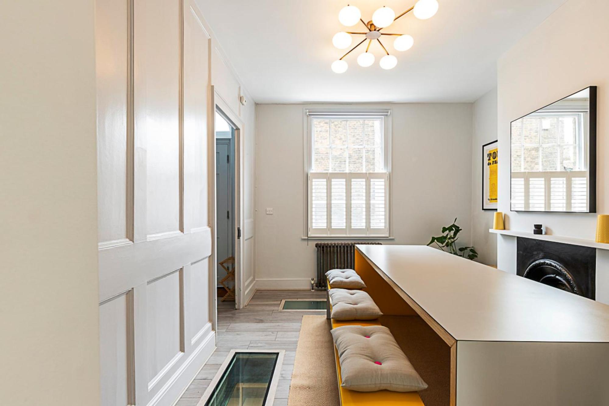 Renovated Historic & Garden In Enclave London