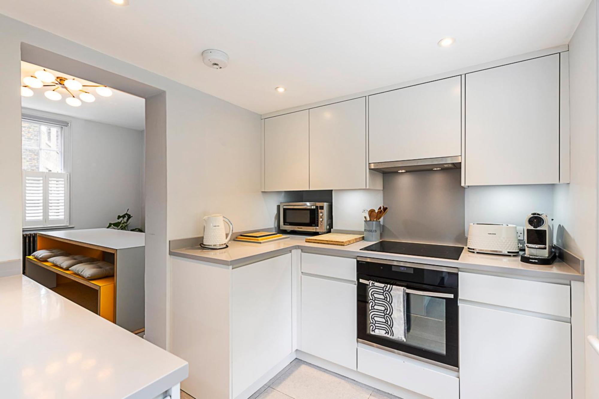 Renovated Historic & Garden In Enclave Holiday home *