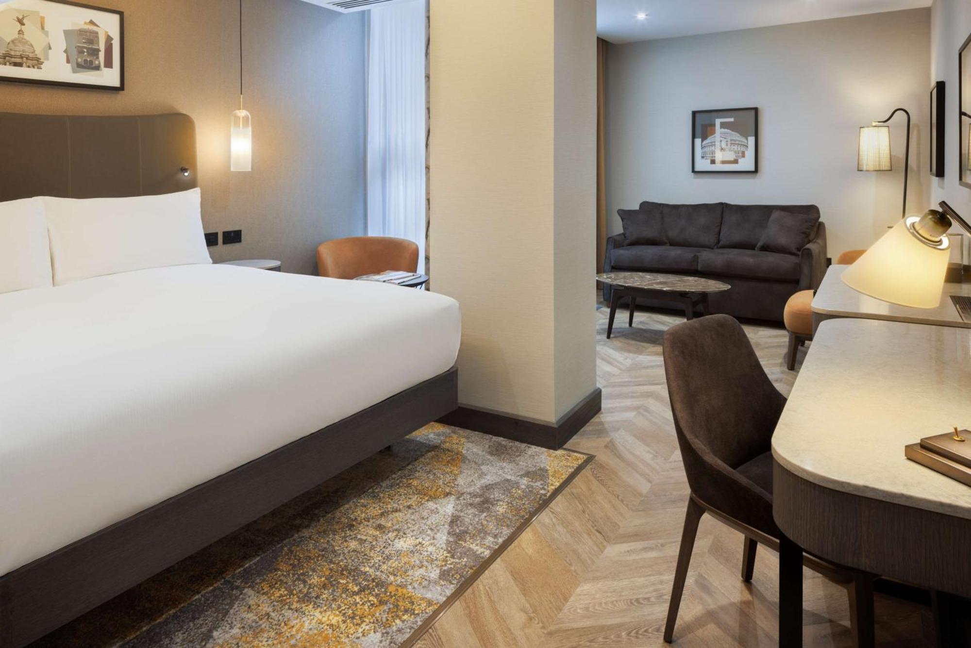 Doubletree By Hilton Victoria Hotel Londra