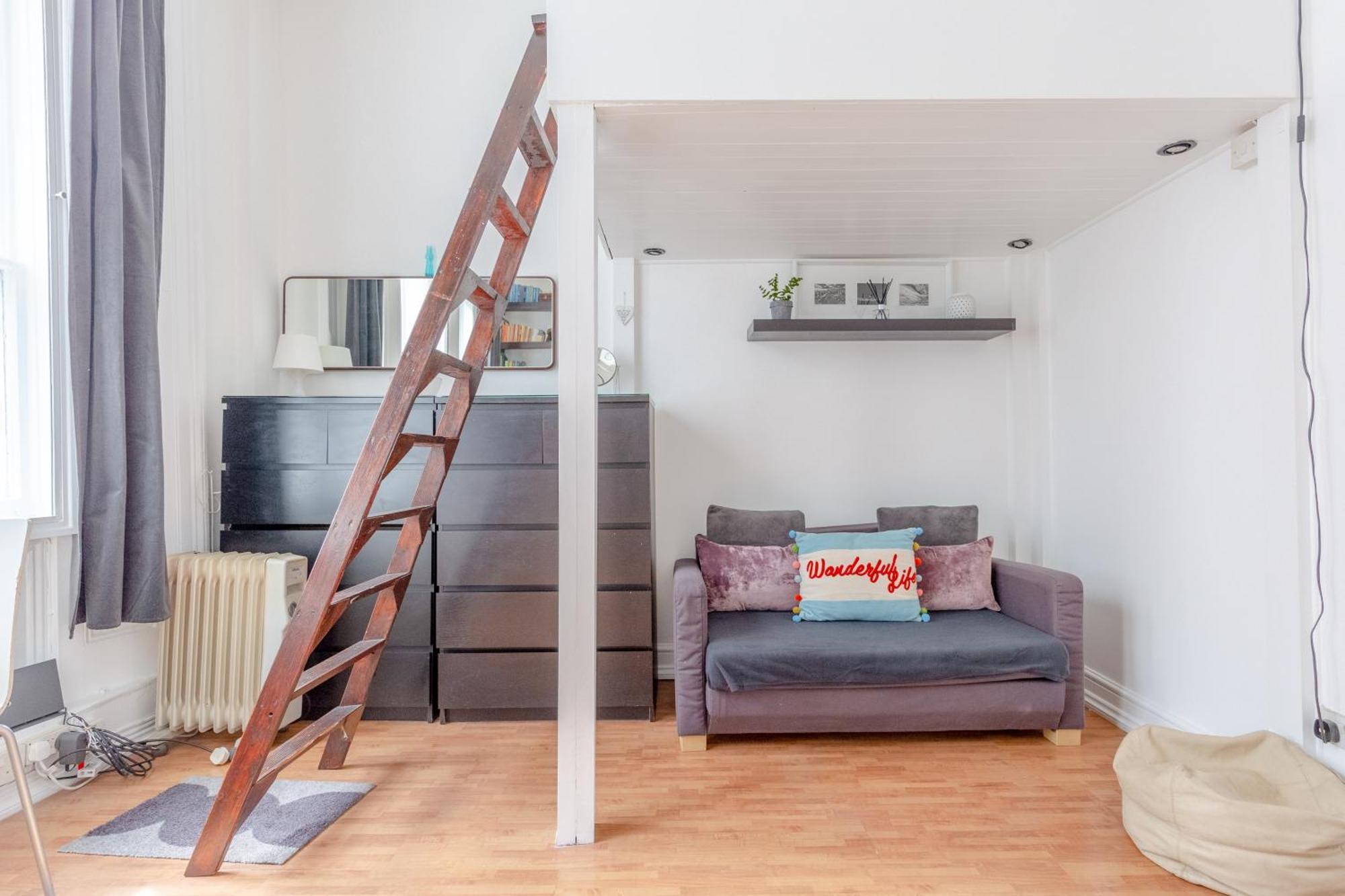 Lägenhet Spacious Near Kensington Gardens