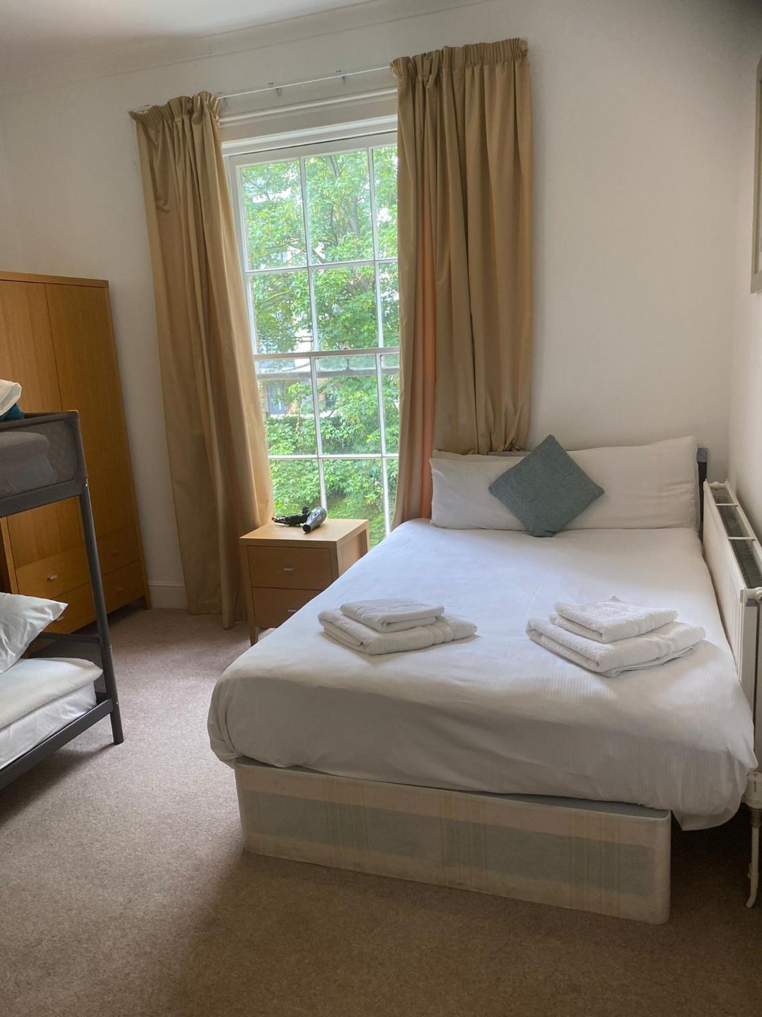 Appartement Premium Over Looking Canary Wharf Towers Londen
