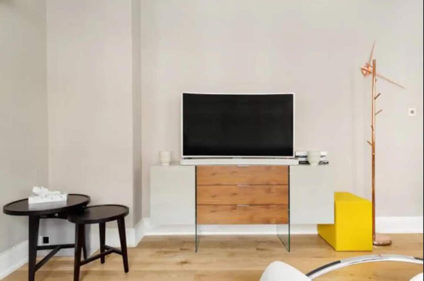 Modern 2 Bedroom In Marble Arch