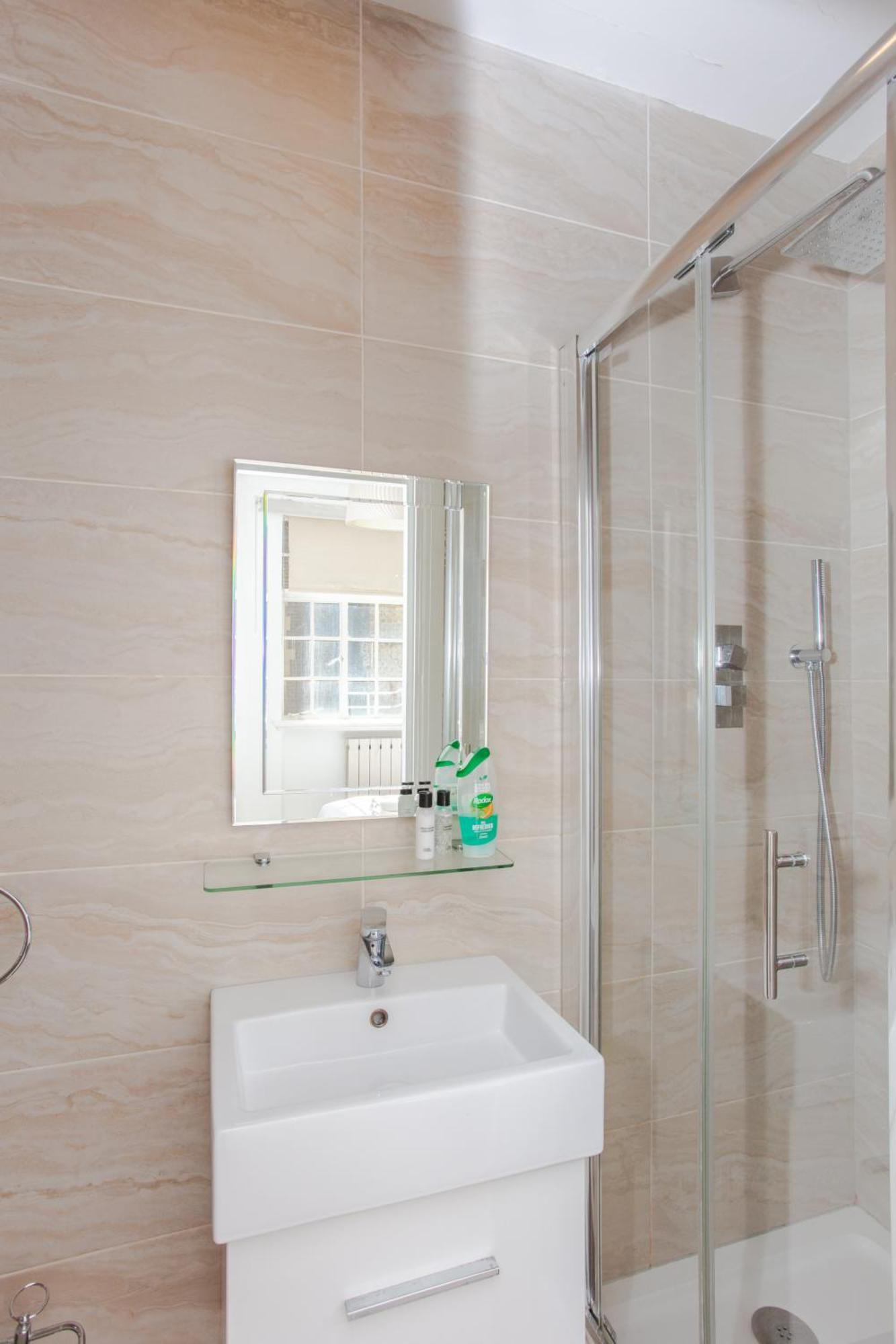 Modern 2 Bedroom In Marble Arch Appartamento