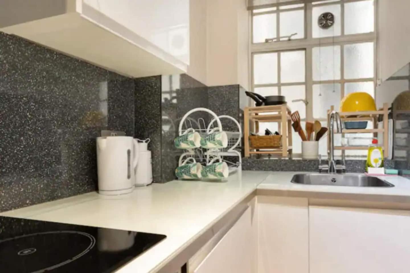 Modern 2 Bedroom In Marble Arch *