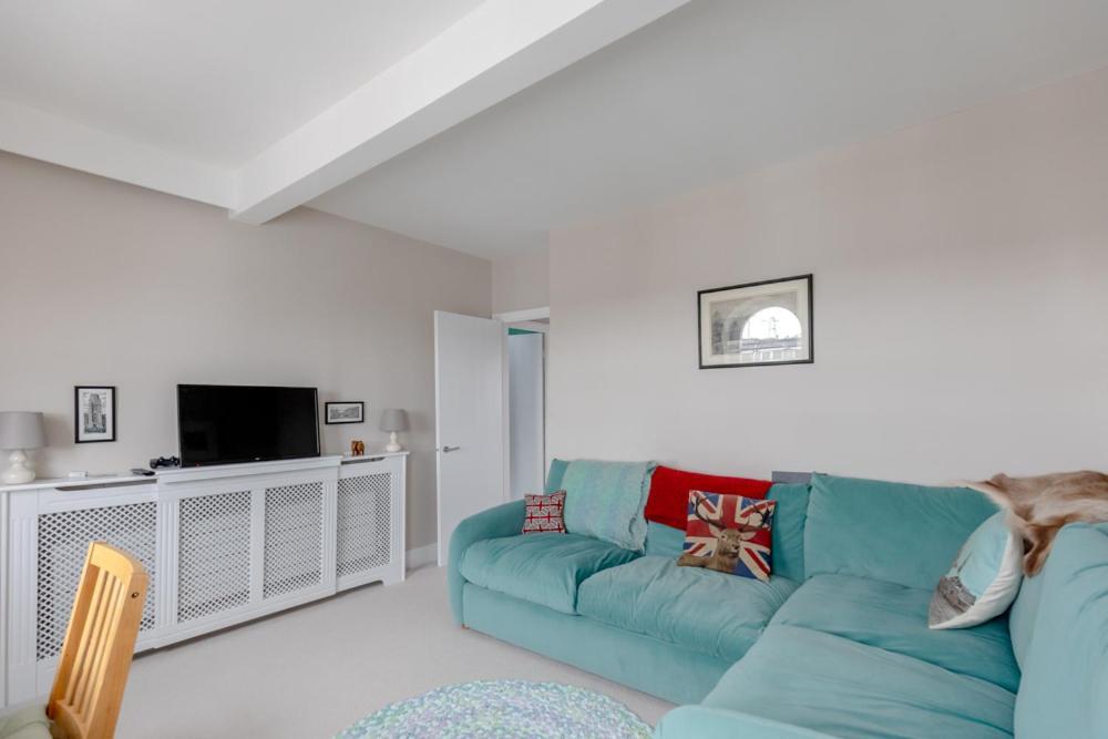 Quaint & Cosy 1 Bedroom Flat - Kensington Olympia! Lägenhet *