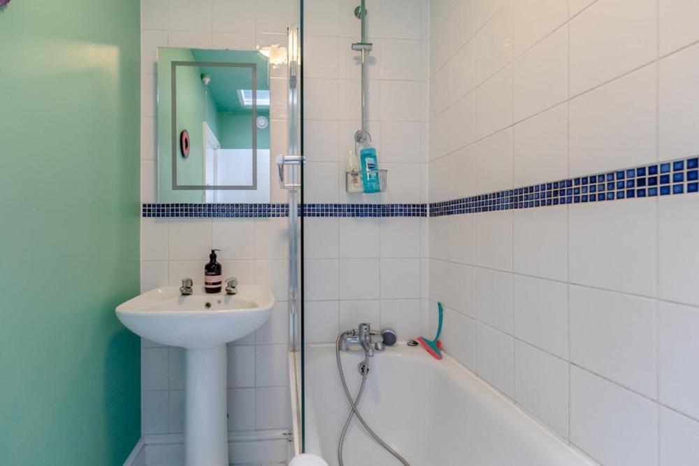 Lägenhet Quaint & Cosy 1 Bedroom Flat - Kensington Olympia!
