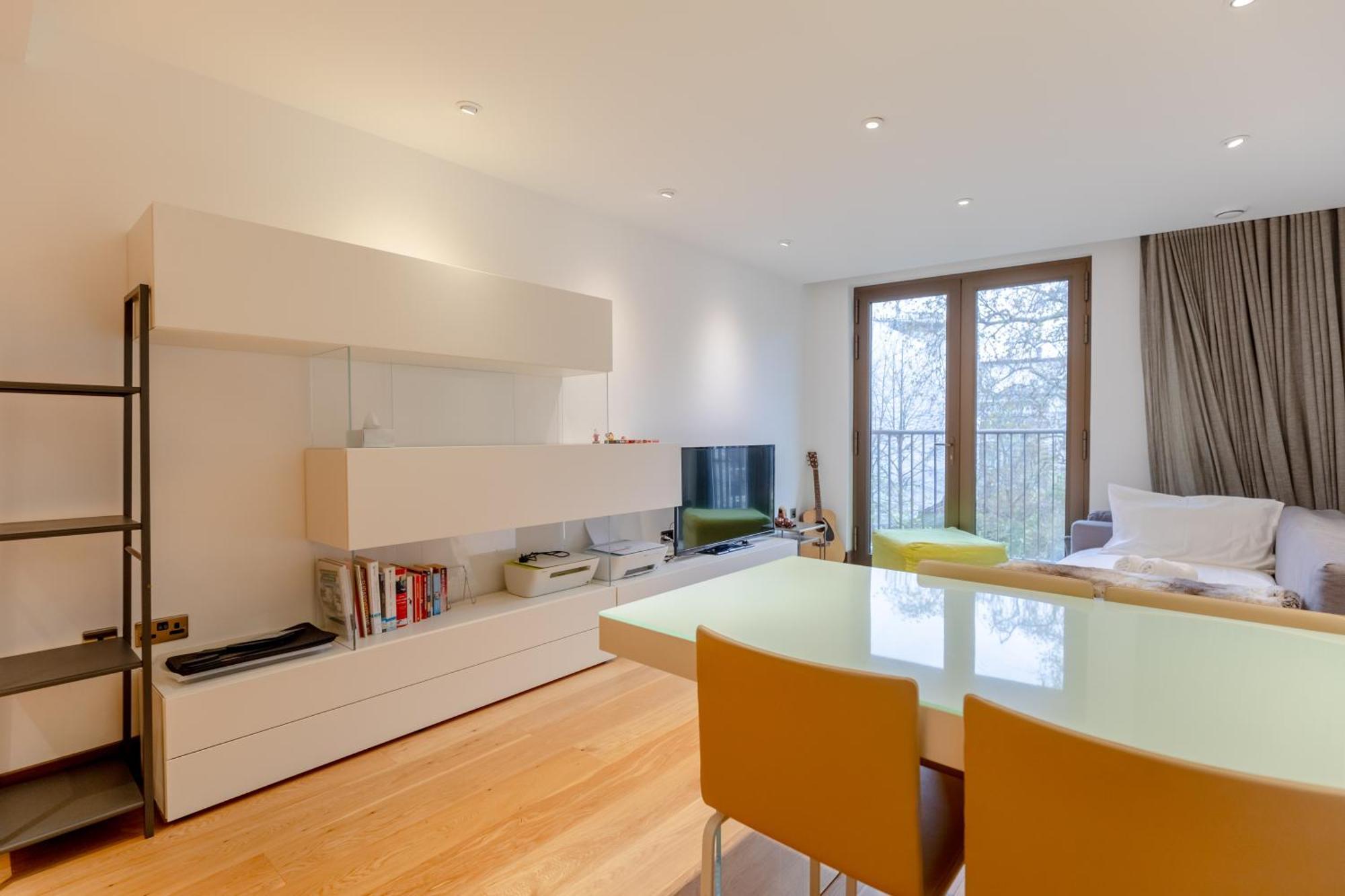 Stylish & Modern 1bd Flat - Chancery Lane! *