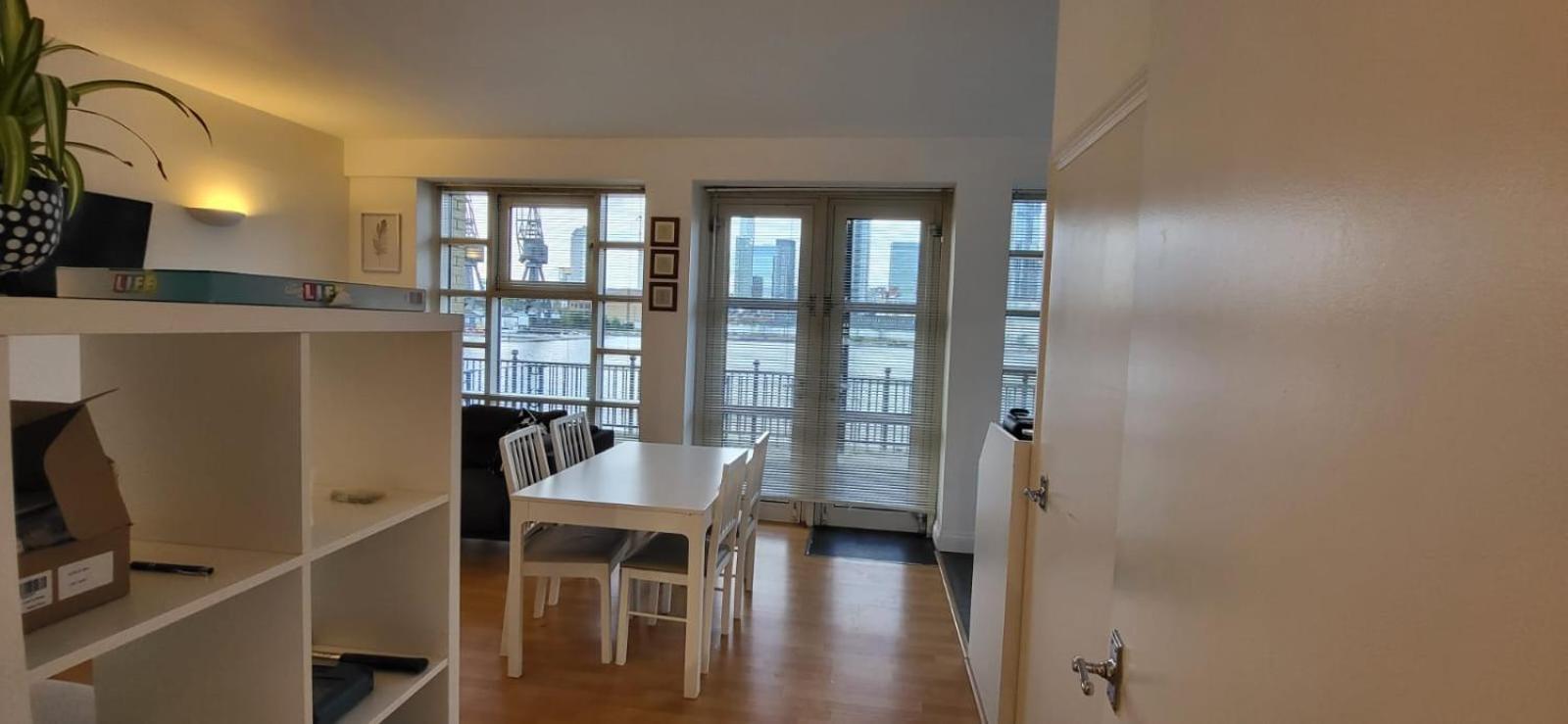 1 Bed, G-floor Close To O2, Excel And Airport Apartment *