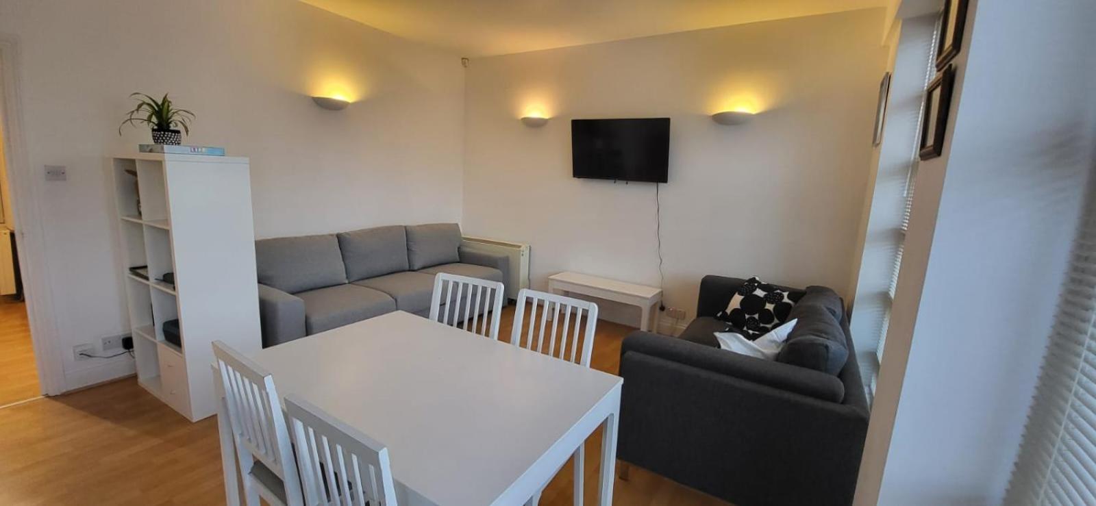 1 Bed, G-floor Close To O2, Excel And Airport * London