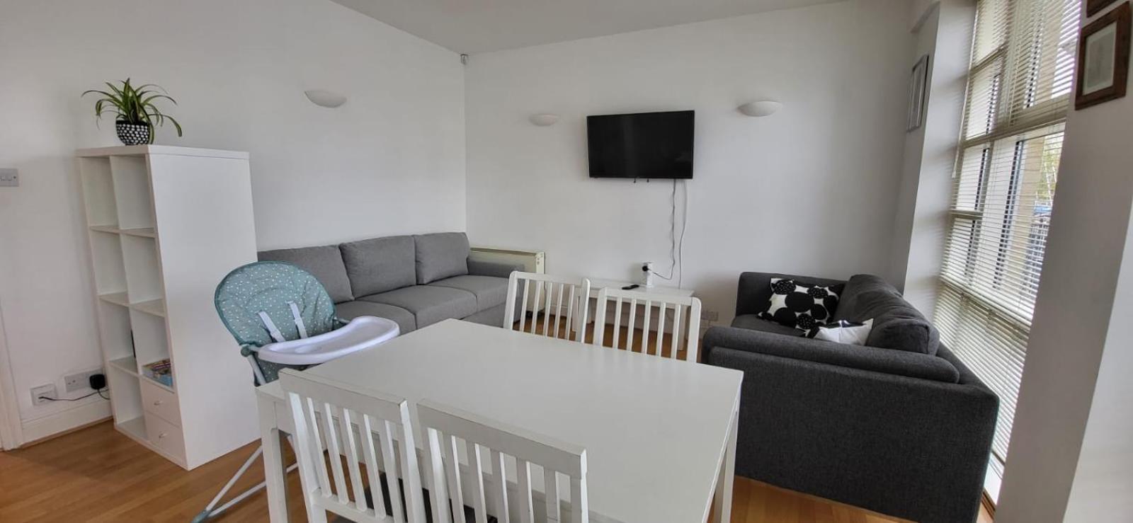 1 Bed, G-floor Close To O2, Excel And Airport * London