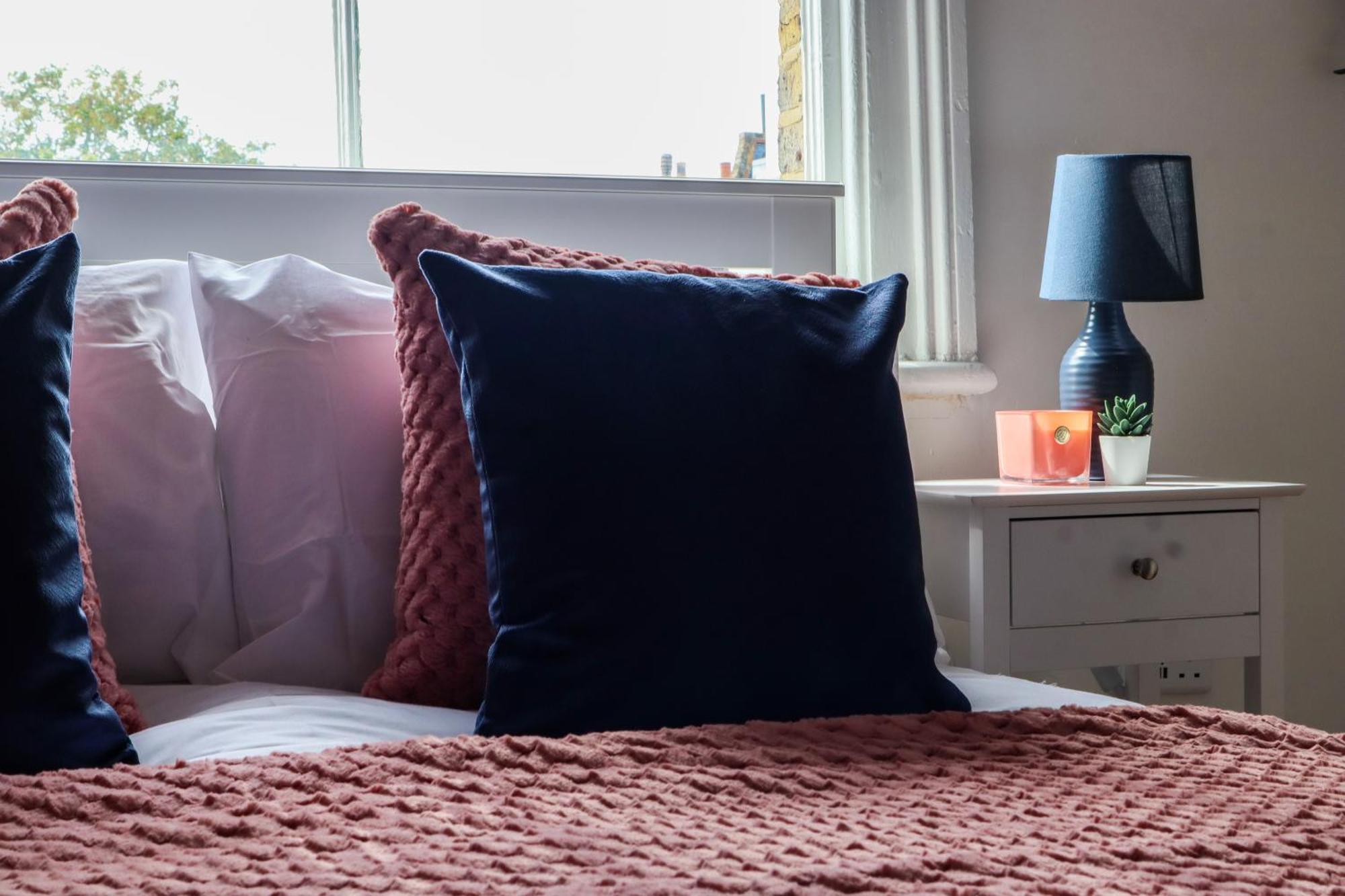 Apartment Zee Homes W6 *