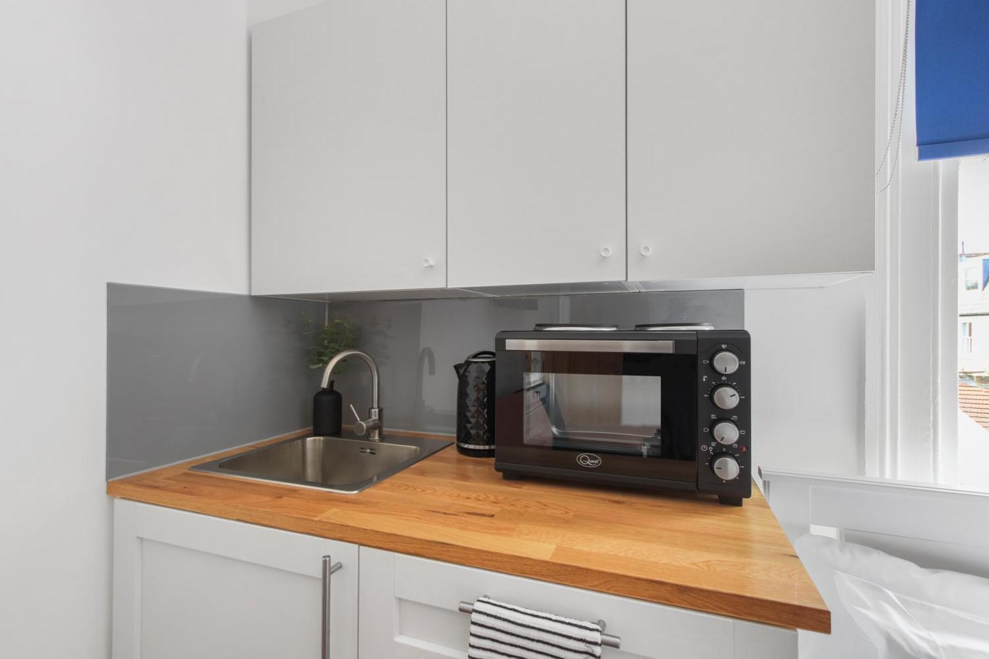 Zee Homes W6