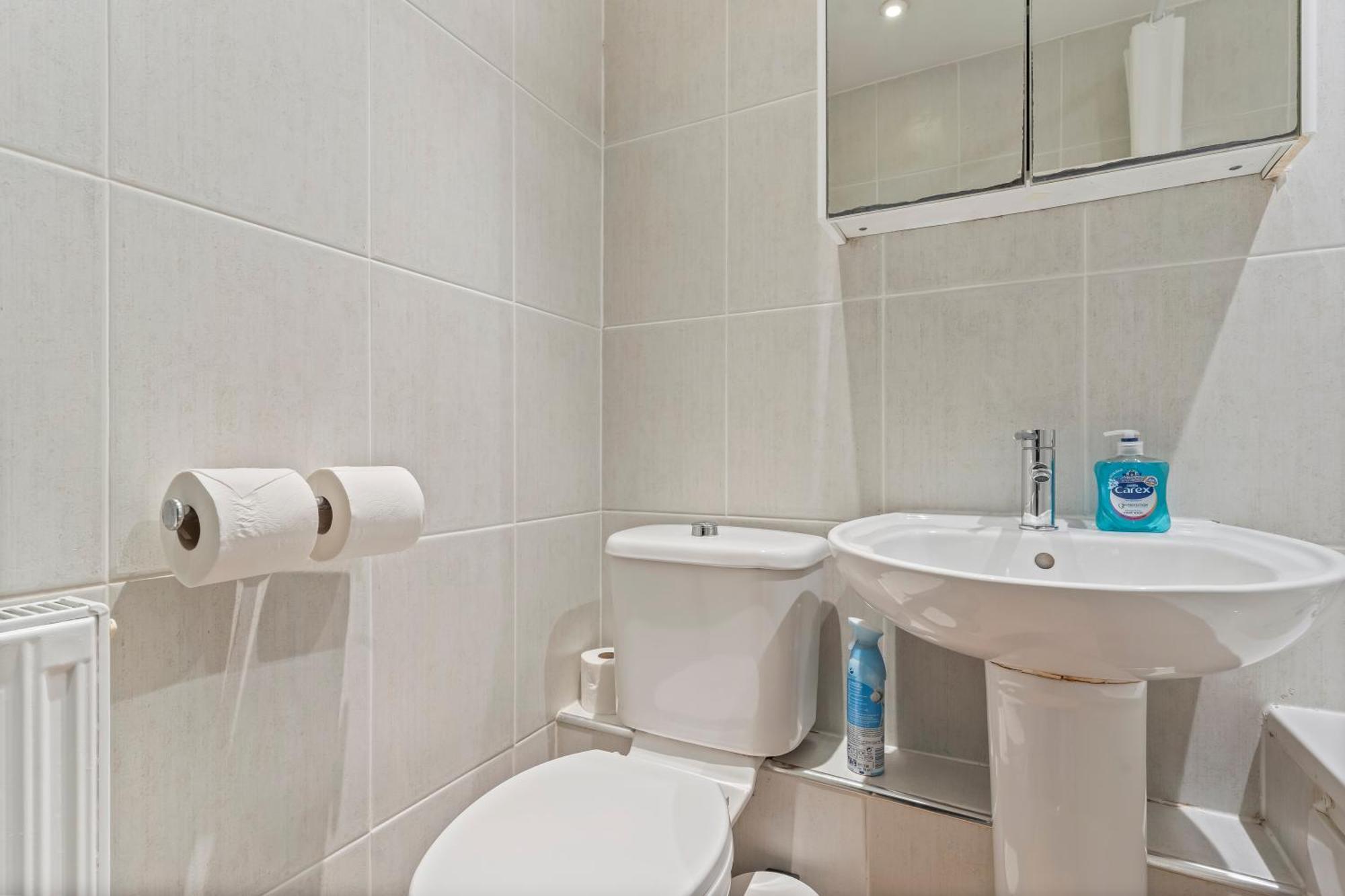 2 Bed Flat, Sleeps 5, O2 Academy Londen