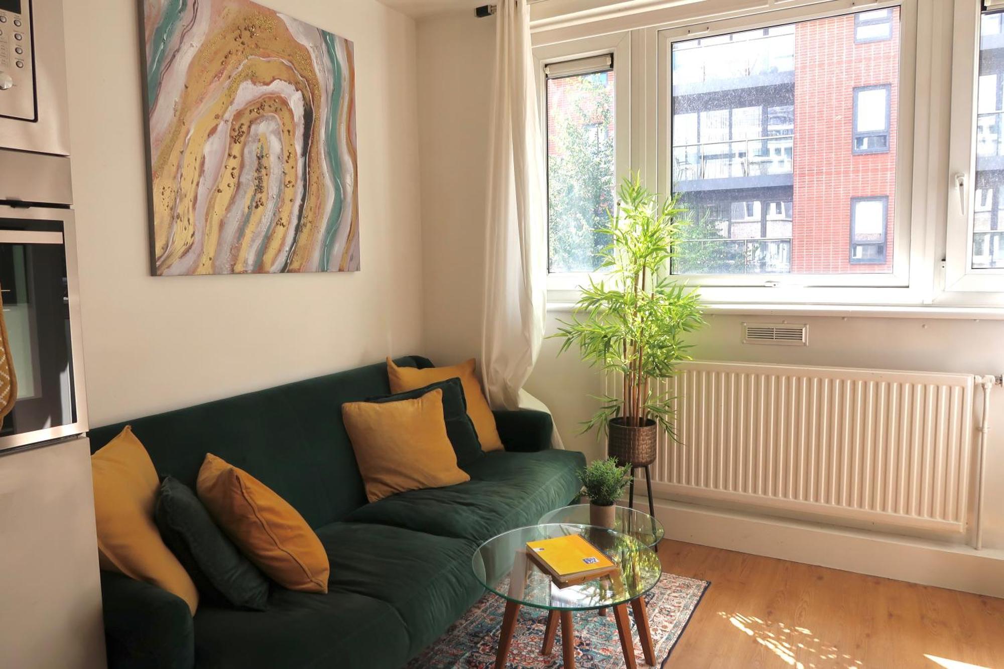 Chic 4-bed In Trendy Clerkenwell W Balcony And Walking Distance To Tube Apartment