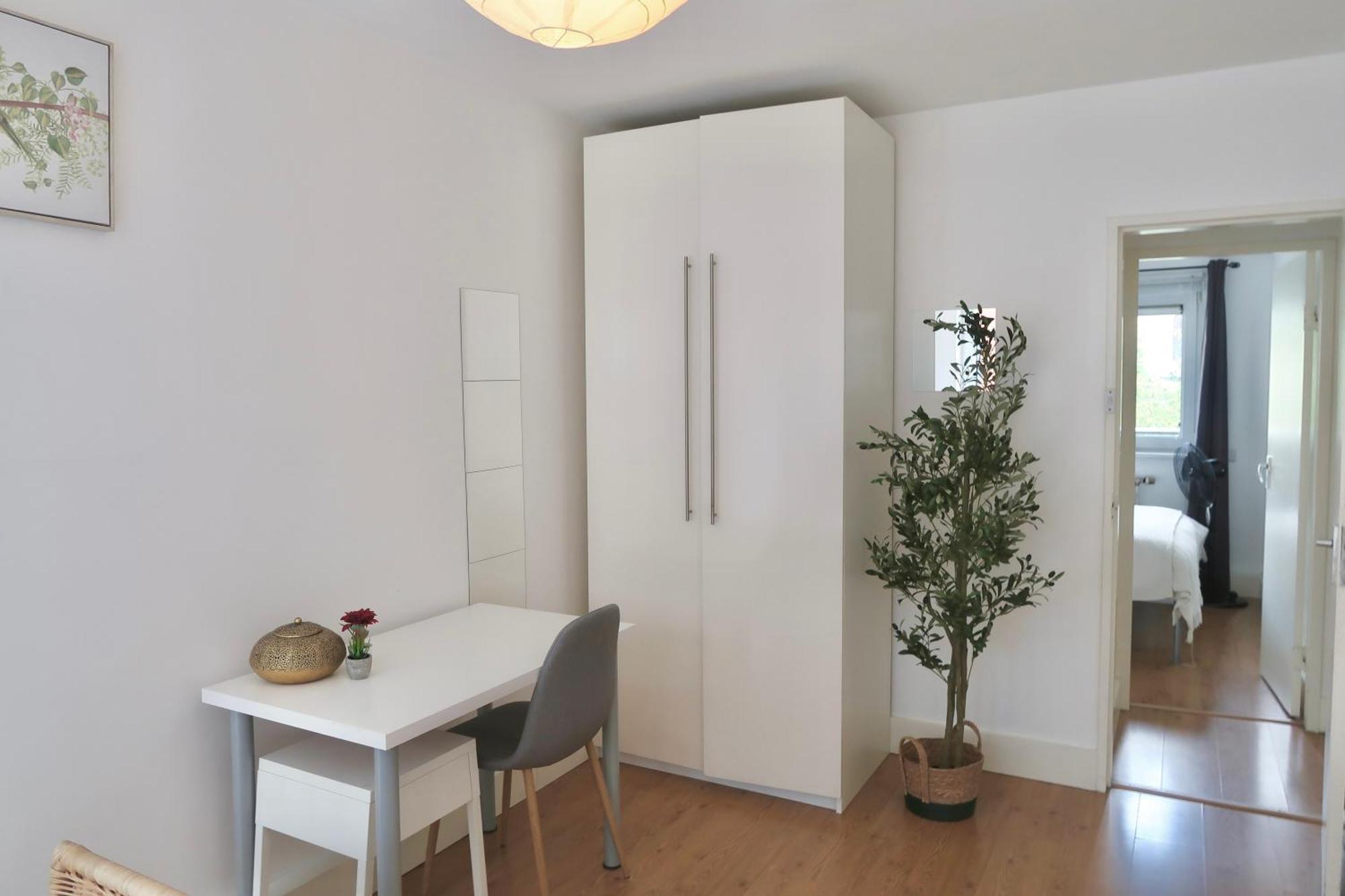 Chic 4-bed In Trendy Clerkenwell W Balcony And Walking Distance To Tube * London