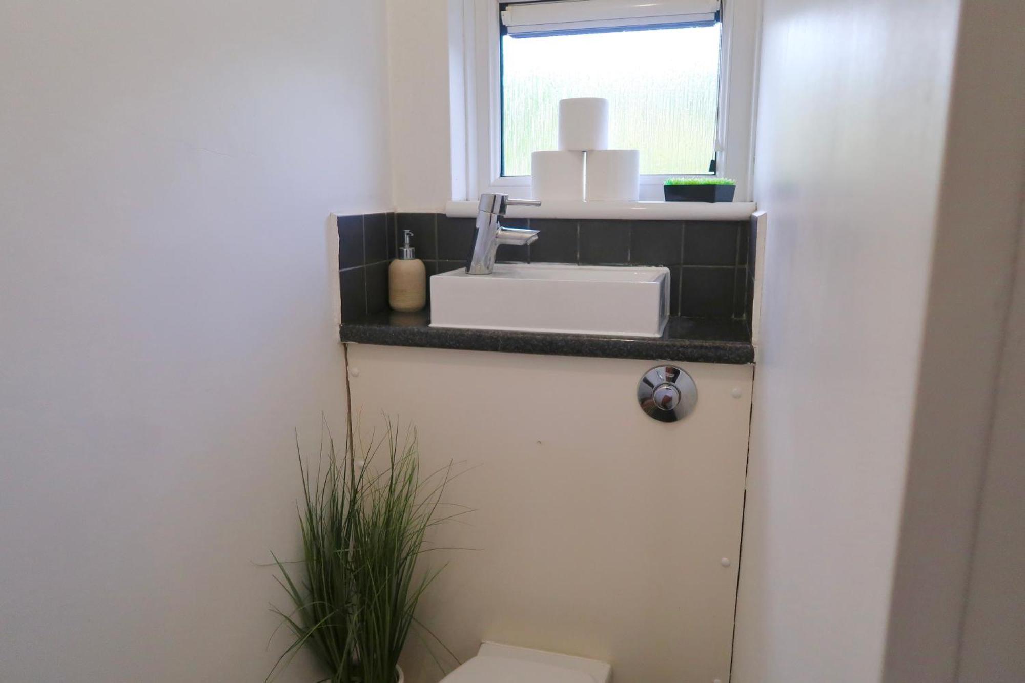Apartment Chic 4-bed In Trendy Clerkenwell W Balcony And Walking Distance To Tube *