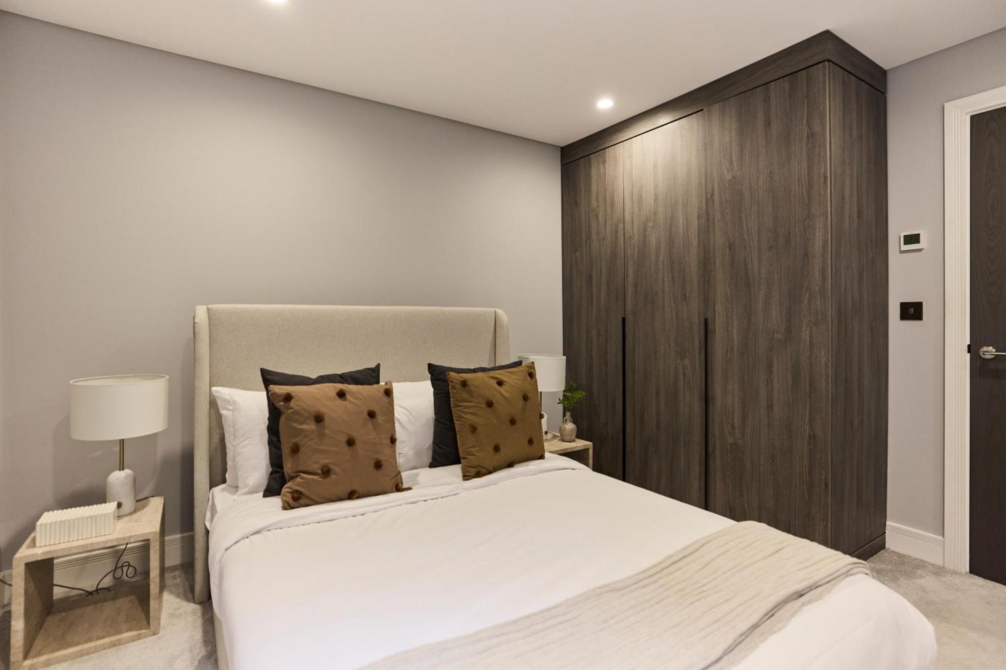 The Westbourne Park Place - Elegant 3bdr Flat London