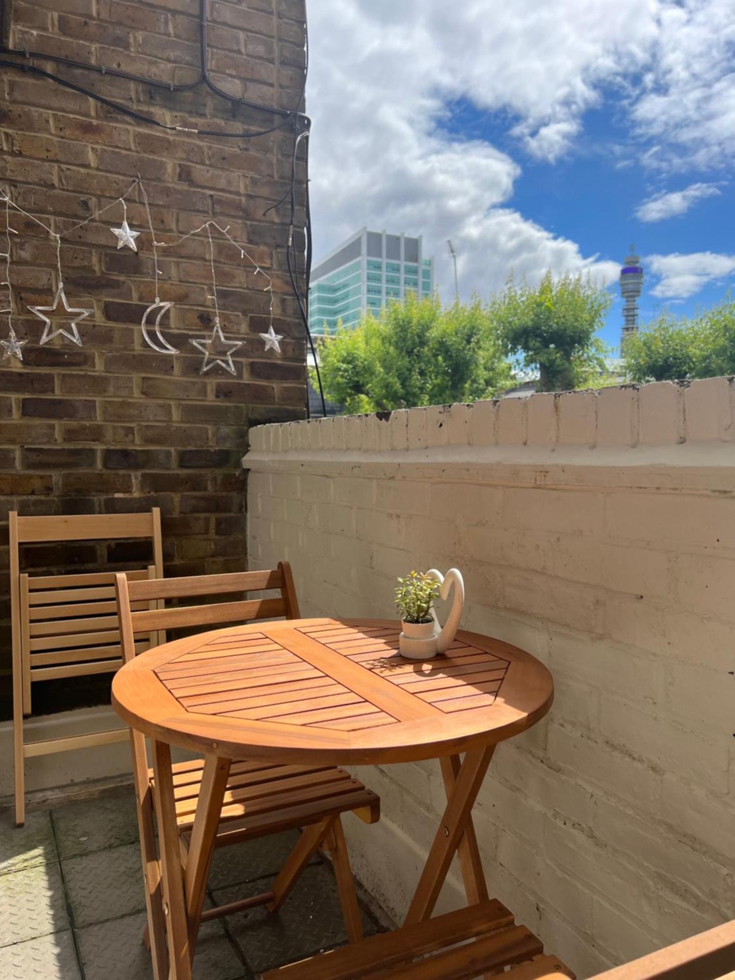 Appartement Lovely Entire Flat With Private Balcony In Euston-central *