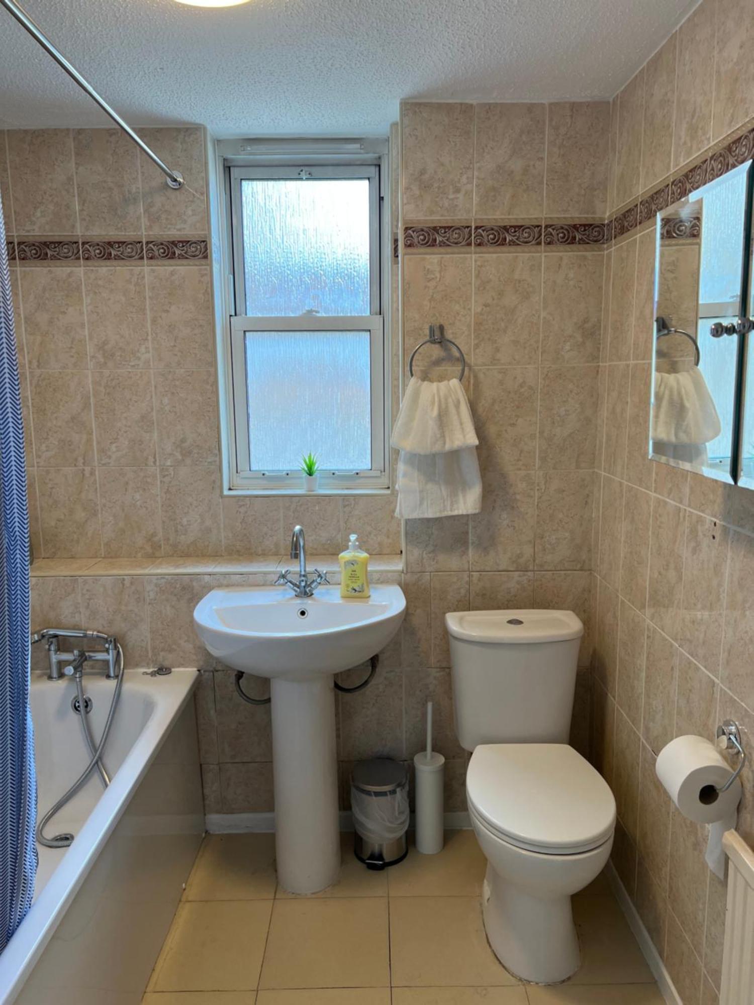 Appartement Lovely Entire Flat With Private Balcony In Euston-central