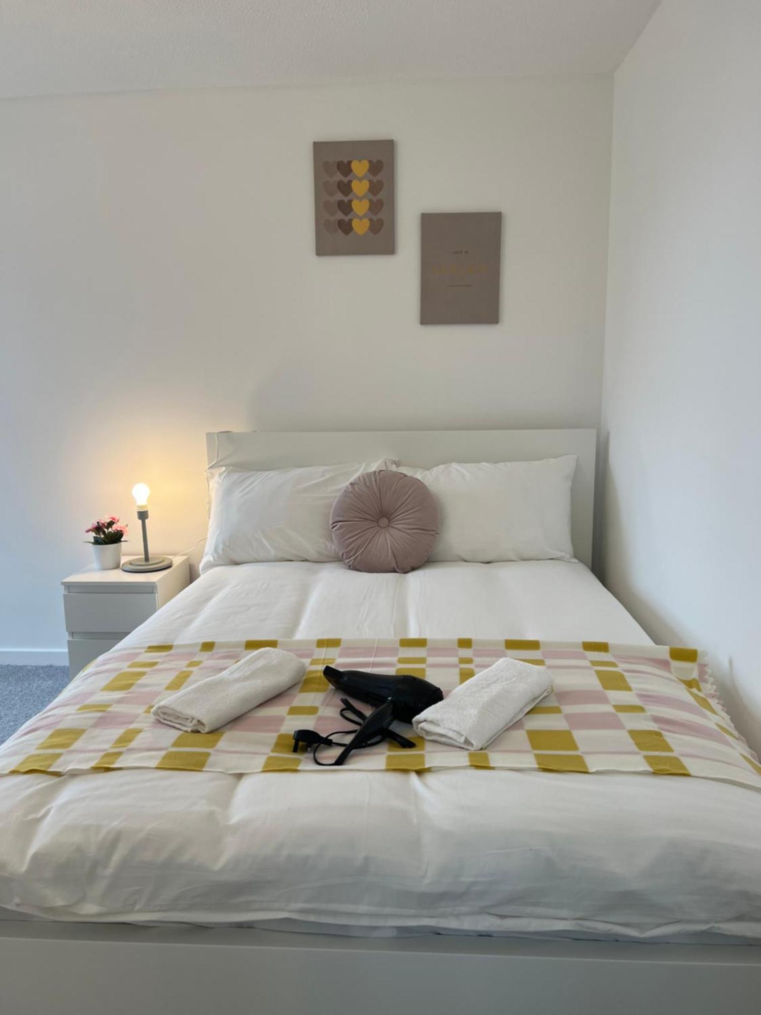 Appartement Lovely Entire Flat With Private Balcony In Euston-central *