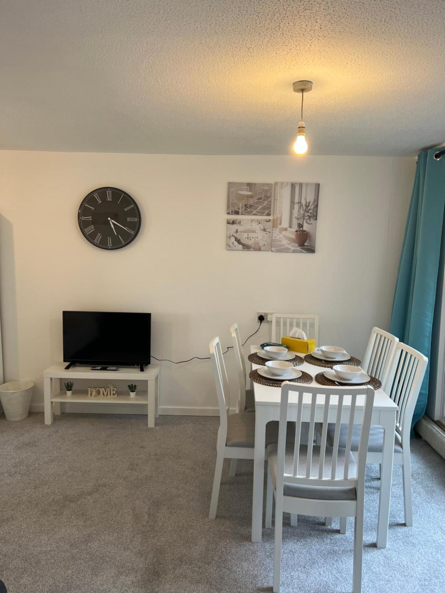 Lovely Entire Flat With Private Balcony In Euston-central Appartement *
