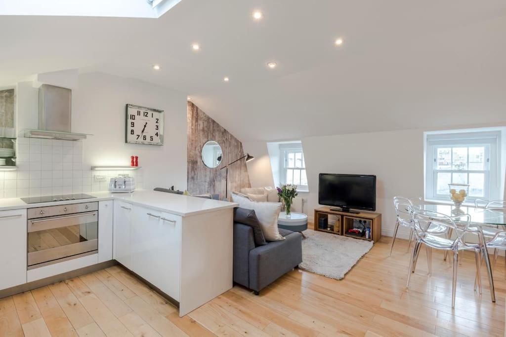Kings Cross Two Bedroom Penthouse Lejlighed