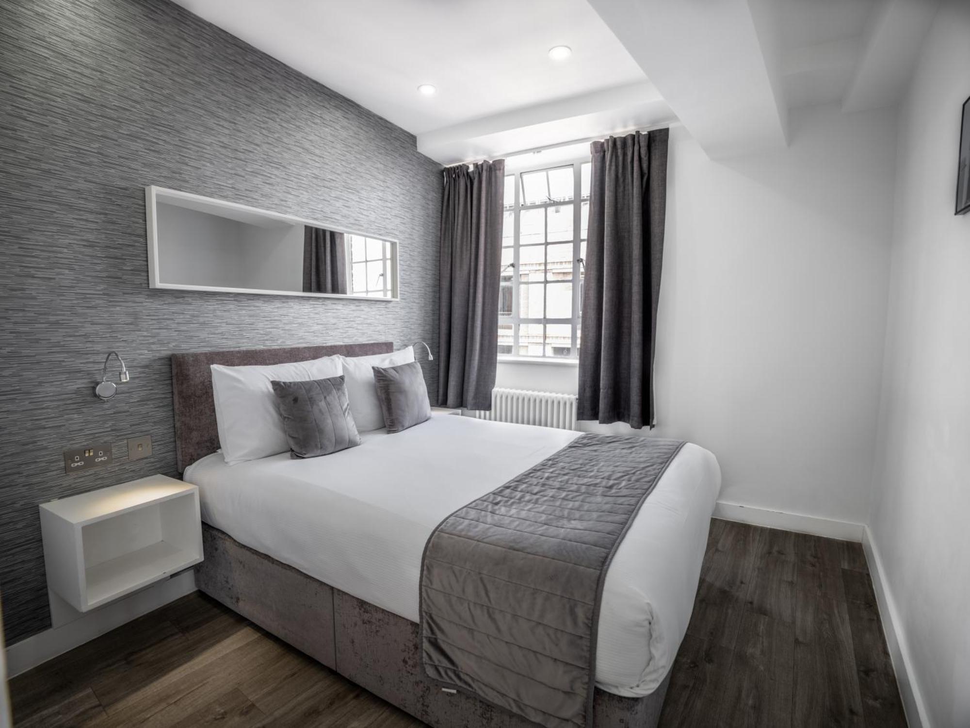 Chelsea Cloisters Serviced Apartment London