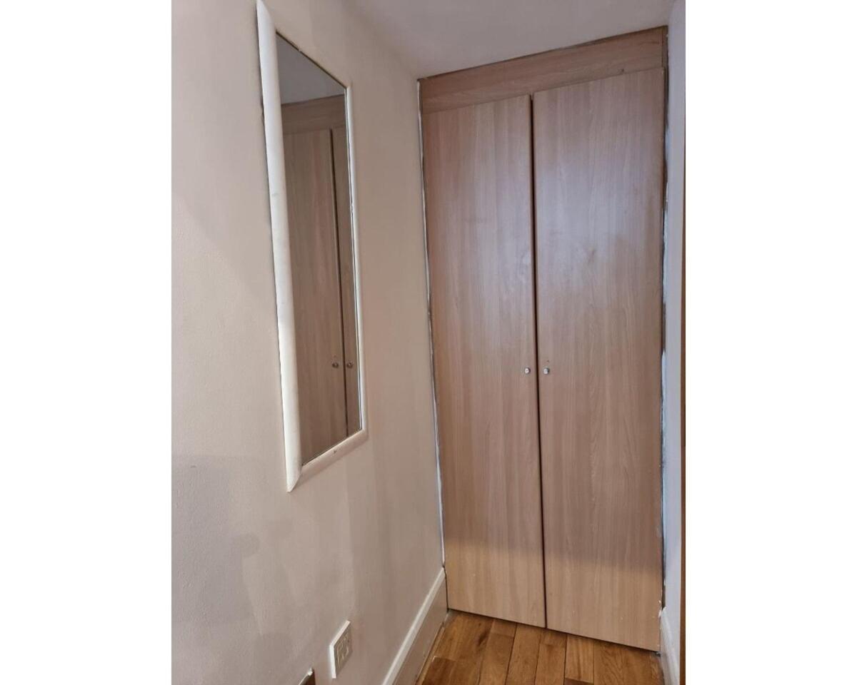 Fg2- Mezzanine Flat Fits 3 Near Hyde Park Apartment