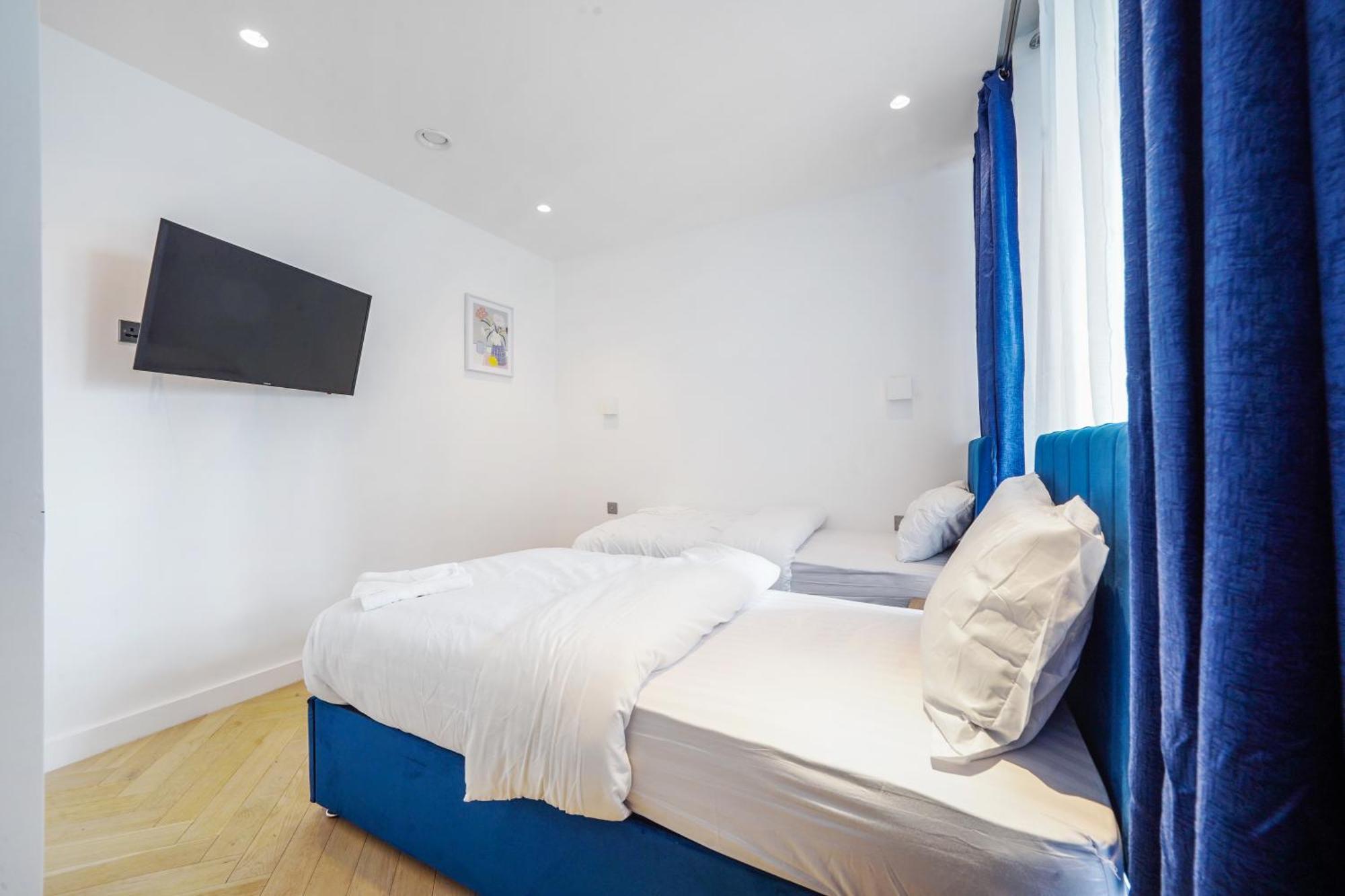 Leilighet The Zurich Apartment, 6 Beds, 15mins To London, 10mins Wembley Stadium