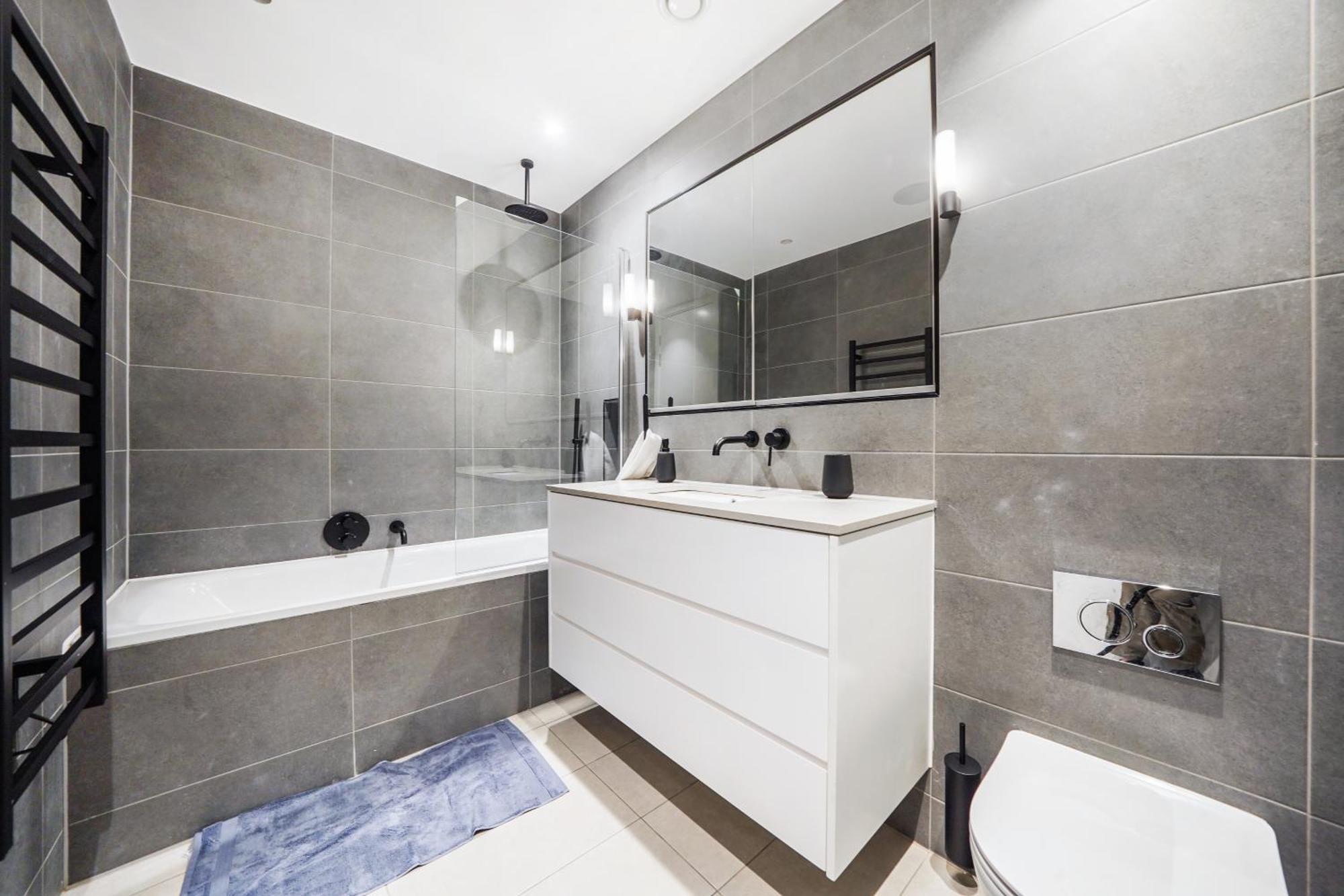 The Zurich Apartment, 6 Beds, 15mins To London, 10mins Wembley Stadium Leilighet