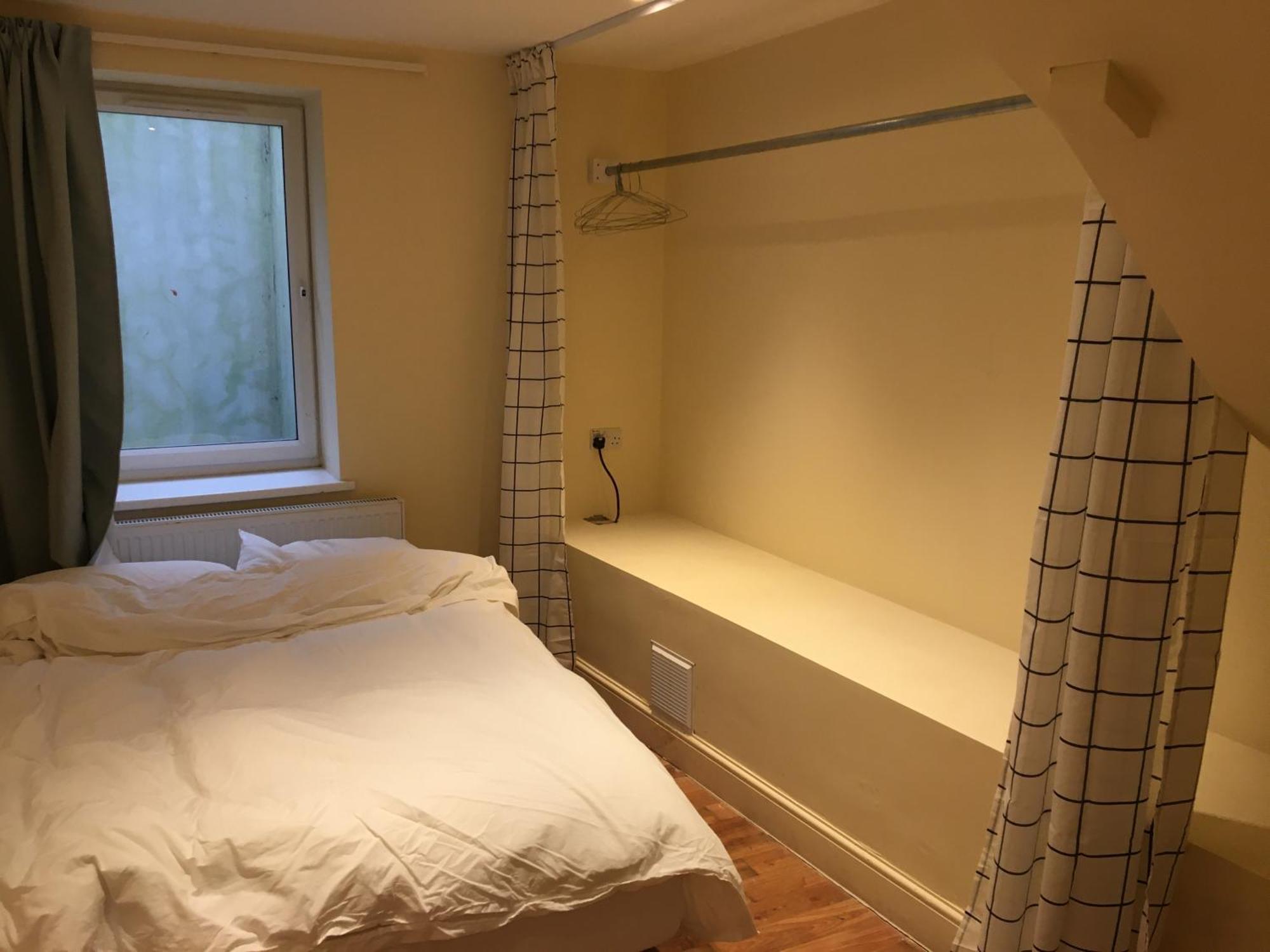 Spacious Duplex Flat Londen