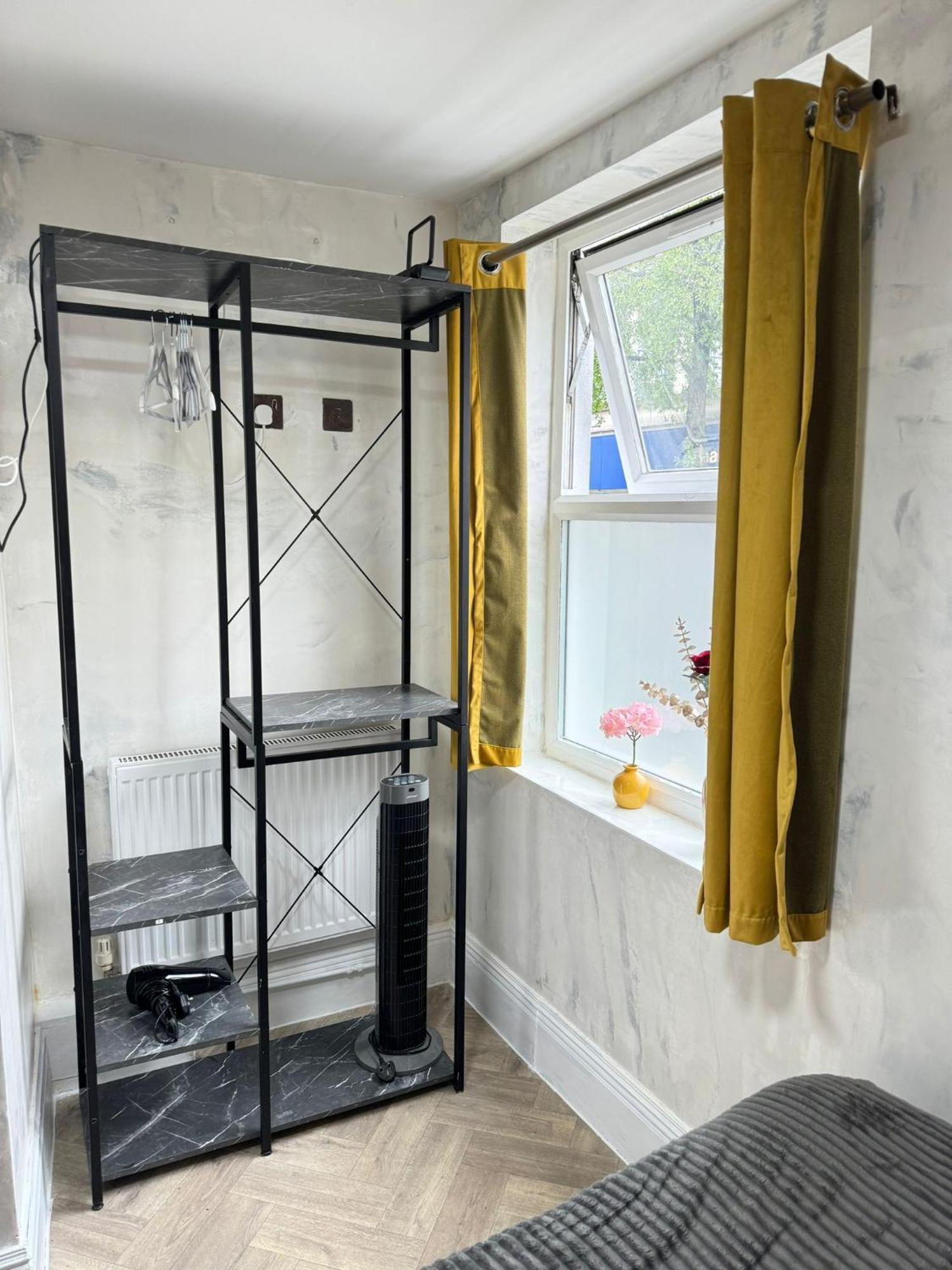 Nd - Hyde Park Hotell