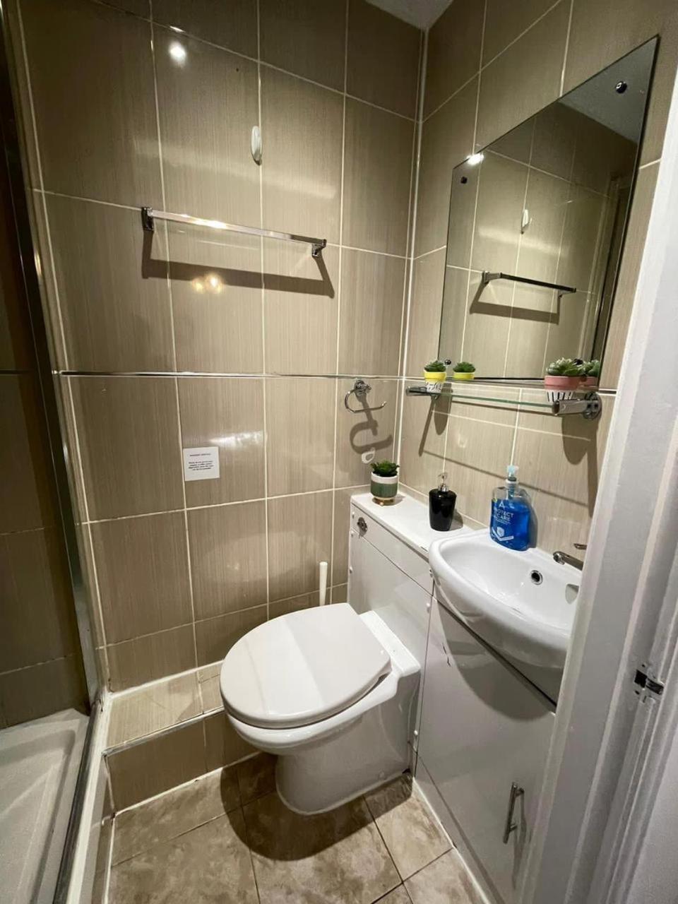 Nd - Hyde Park Hotell 2*