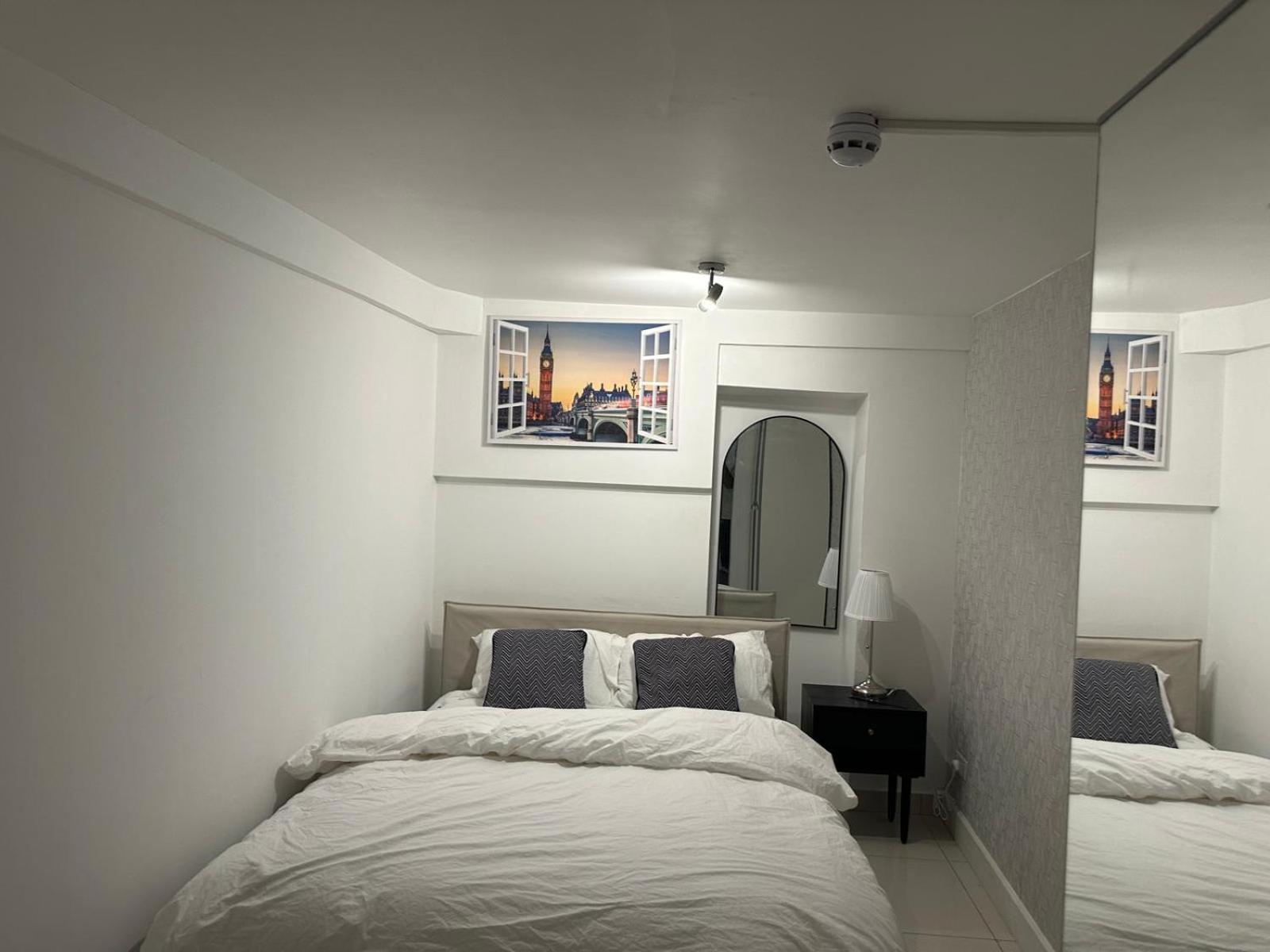 Beautiful Basement In Chiswick Appartement