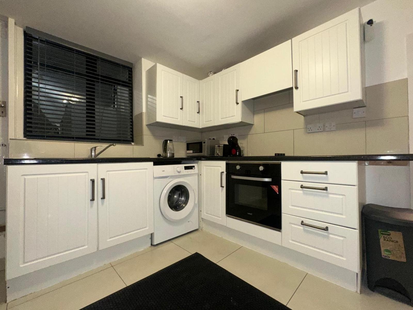 Appartement Beautiful Basement In Chiswick *