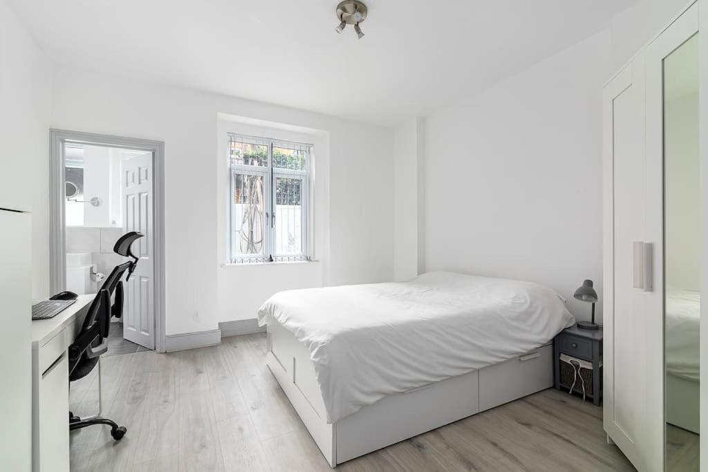 One Bed Flat In Chiswick Londen