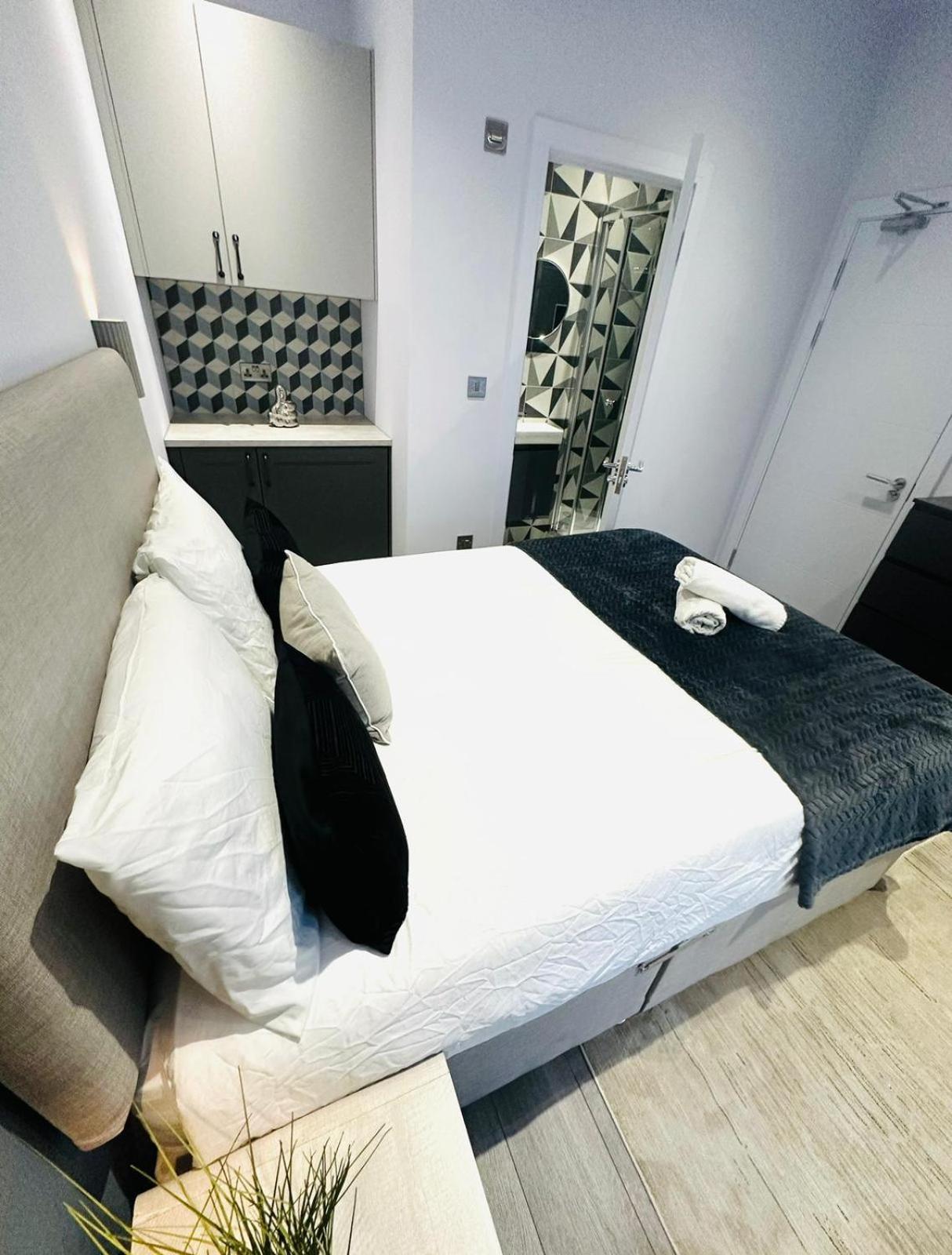 Pensionat Sw18 Great Location Perfect For Tourist *