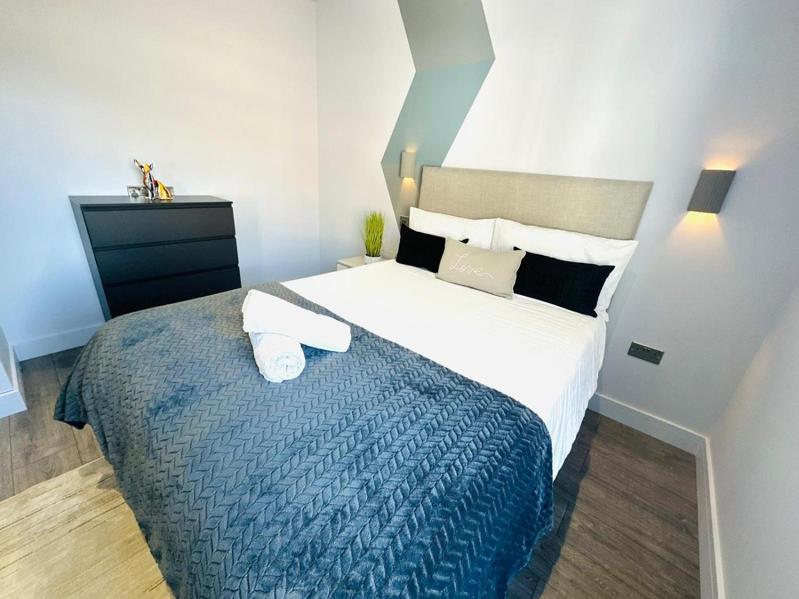 Sw18 Great Location Perfect For Tourist Pensionat